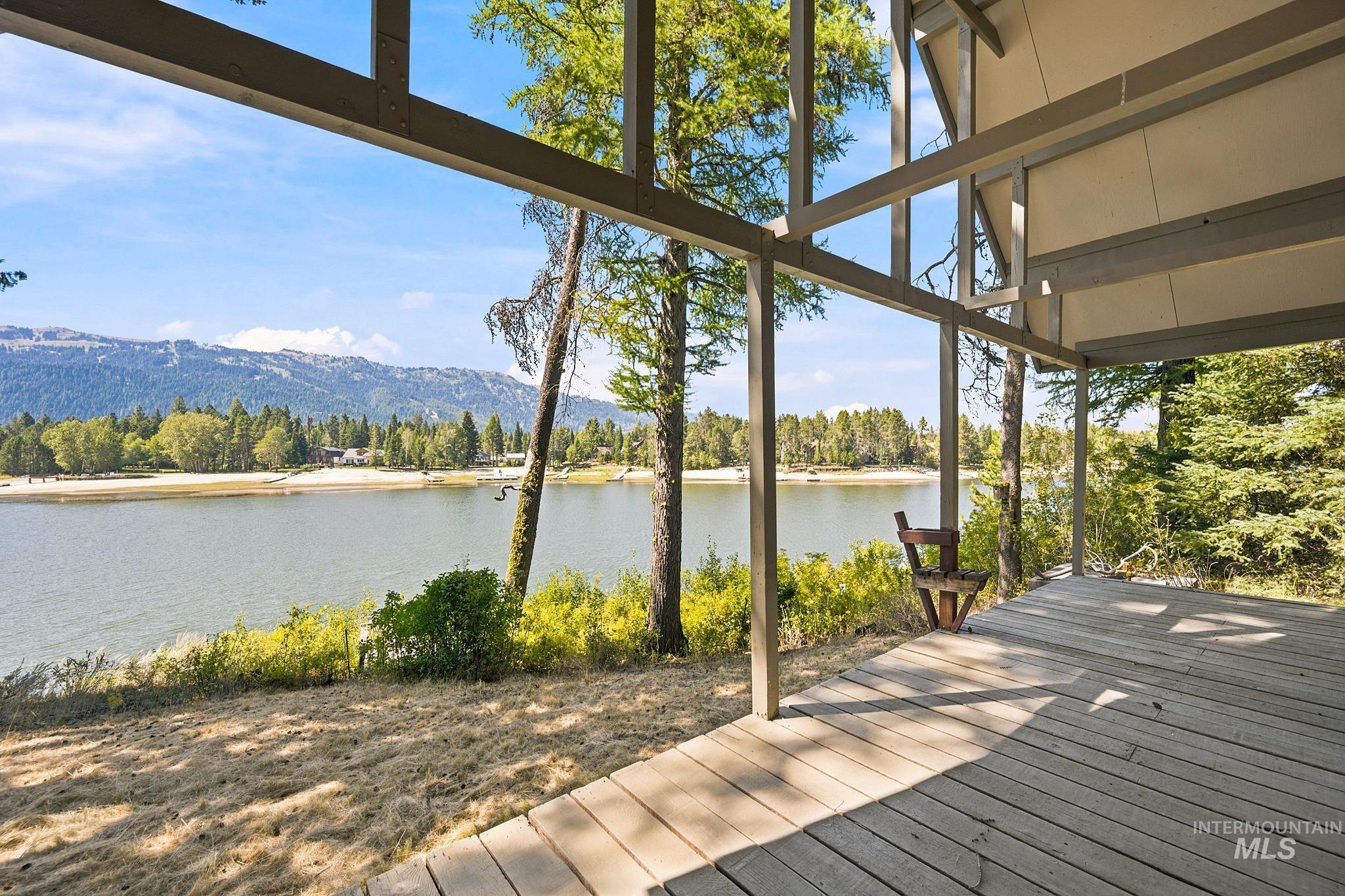 12823 Hereford Rd., Donnelly, Idaho 83615, 1 Bedroom, 1 Bathroom, Residential For Sale, Price $1,300,000,MLS 98999390
