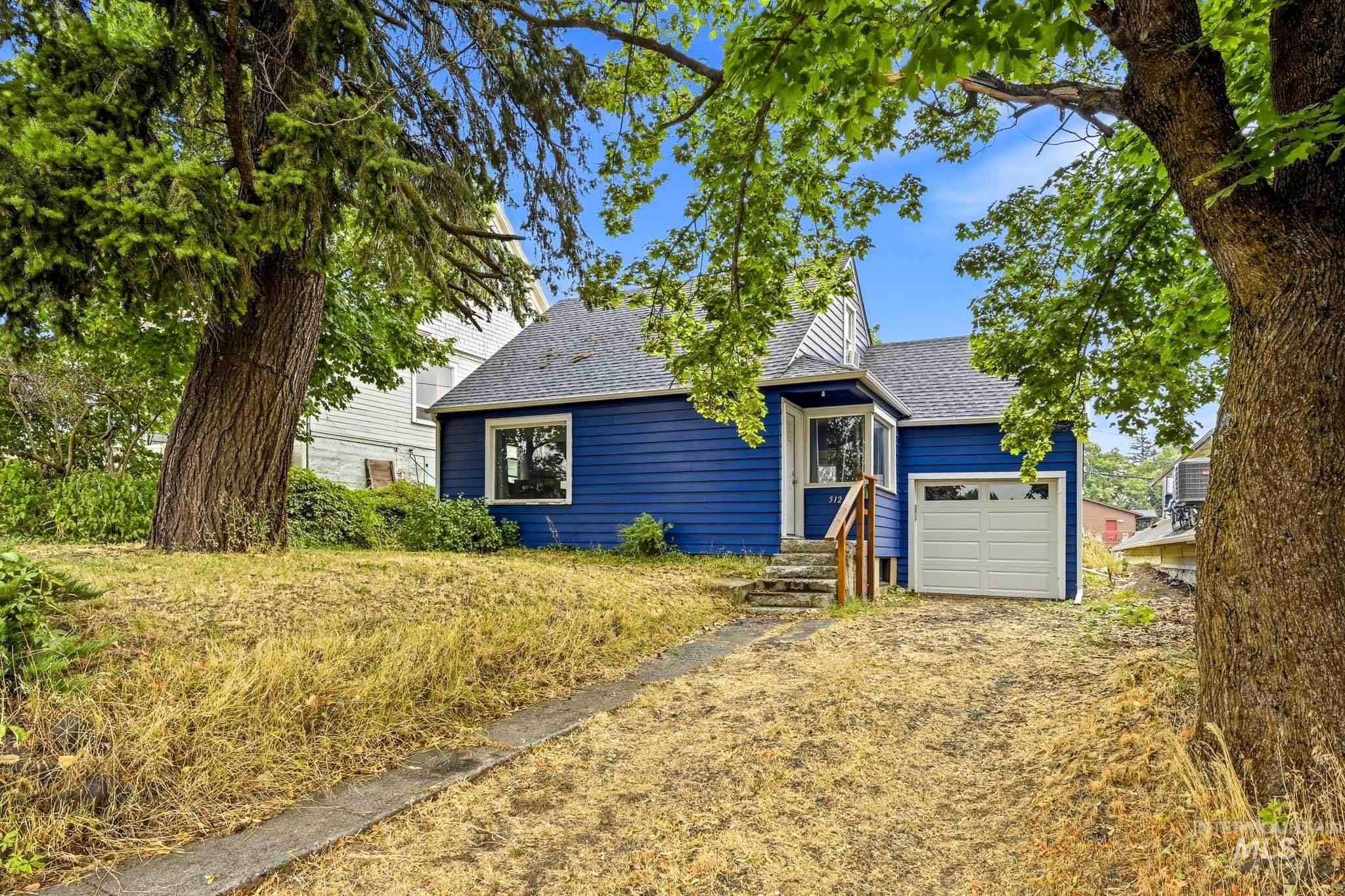 512 N Main St, Moscow, Idaho 83843, 3 Bedrooms, 1 Bathroom, Residential For Sale, Price $349,900,MLS 98999392