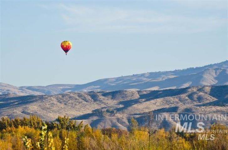 1224 E Highland View Drive, Boise, Idaho 83616, 4 Bedrooms, 4.5 Bathrooms, Residential For Sale, Price $3,249,000,MLS 98999393