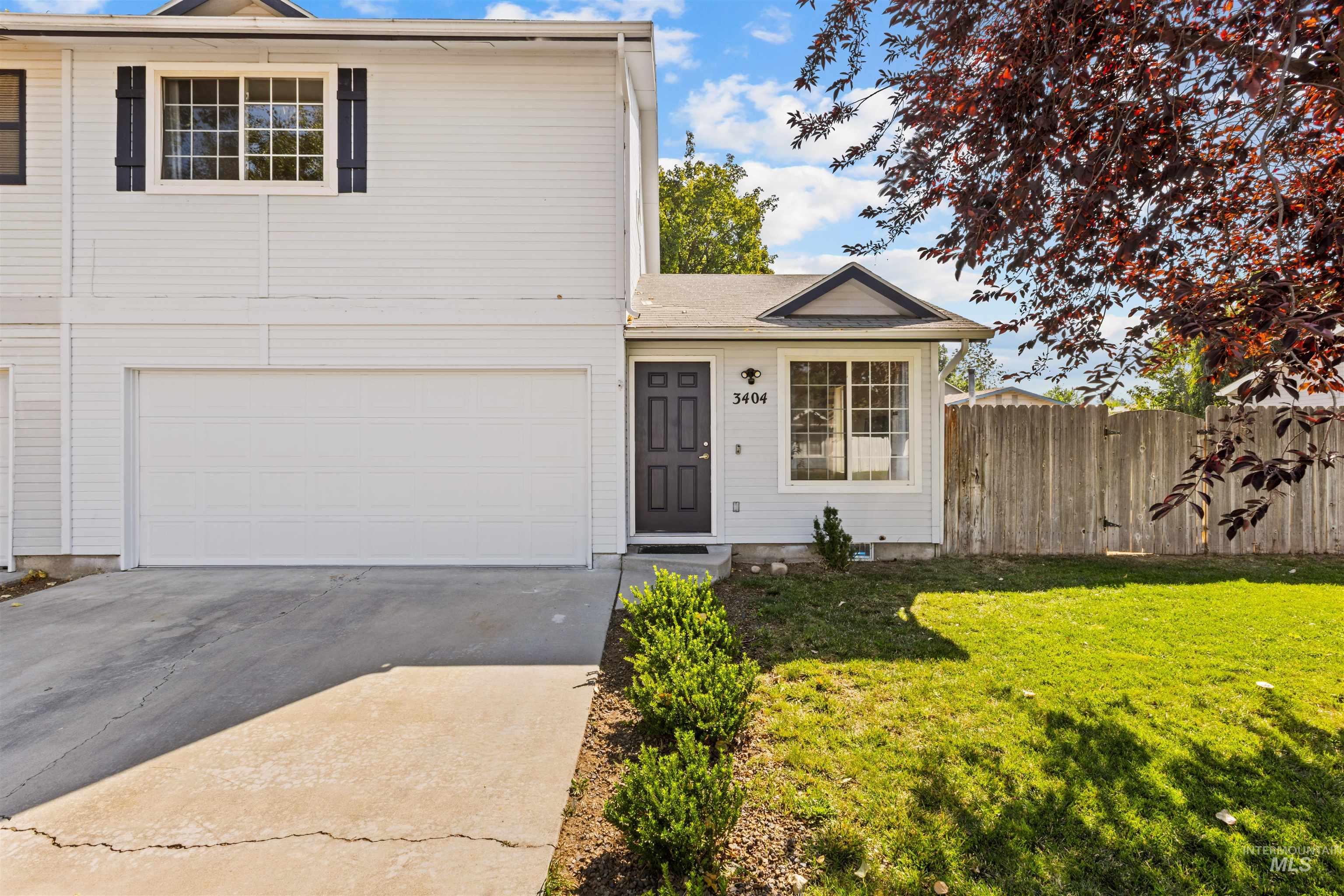 3404 S Poco Loco, Boise, Idaho 83705, 2 Bedrooms, 1.5 Bathrooms, Residential For Sale, Price $325,000,MLS 98999397