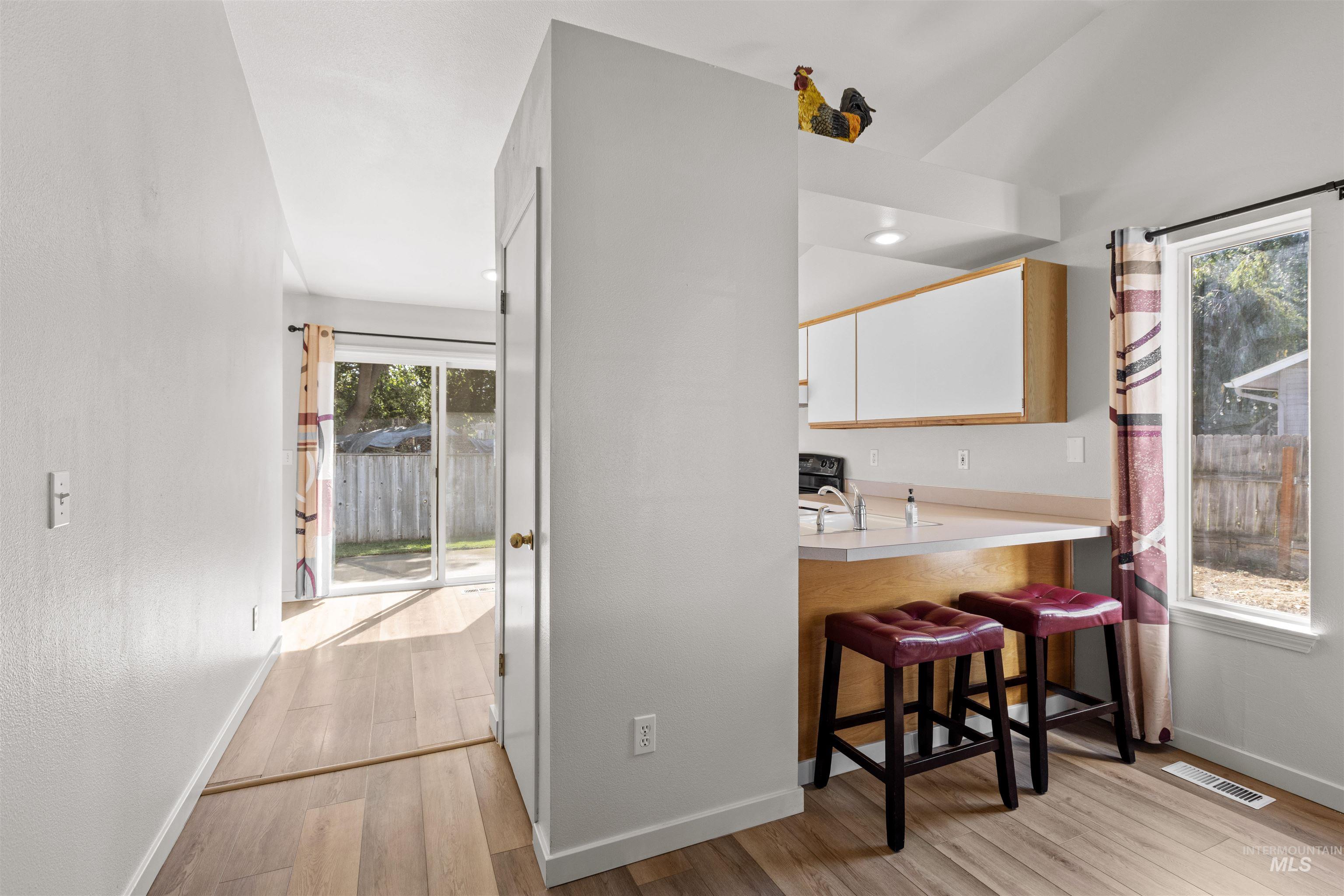 3404 S Poco Loco, Boise, Idaho 83705, 2 Bedrooms, 1.5 Bathrooms, Residential For Sale, Price $325,000,MLS 98999397