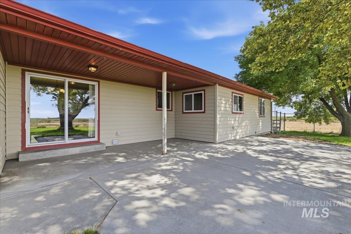 26201 Hop Rd, Caldwell, Idaho 83607, 3 Bedrooms, 2 Bathrooms, Residential For Sale, Price $849,900, 98999398