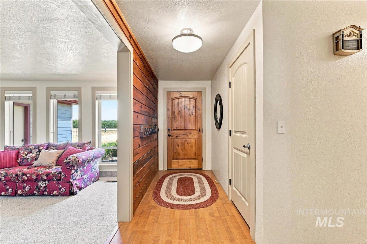 26201 Hop Rd, Caldwell, Idaho 83607, 3 Bedrooms, 2 Bathrooms, Residential For Sale, Price $849,900, 98999398