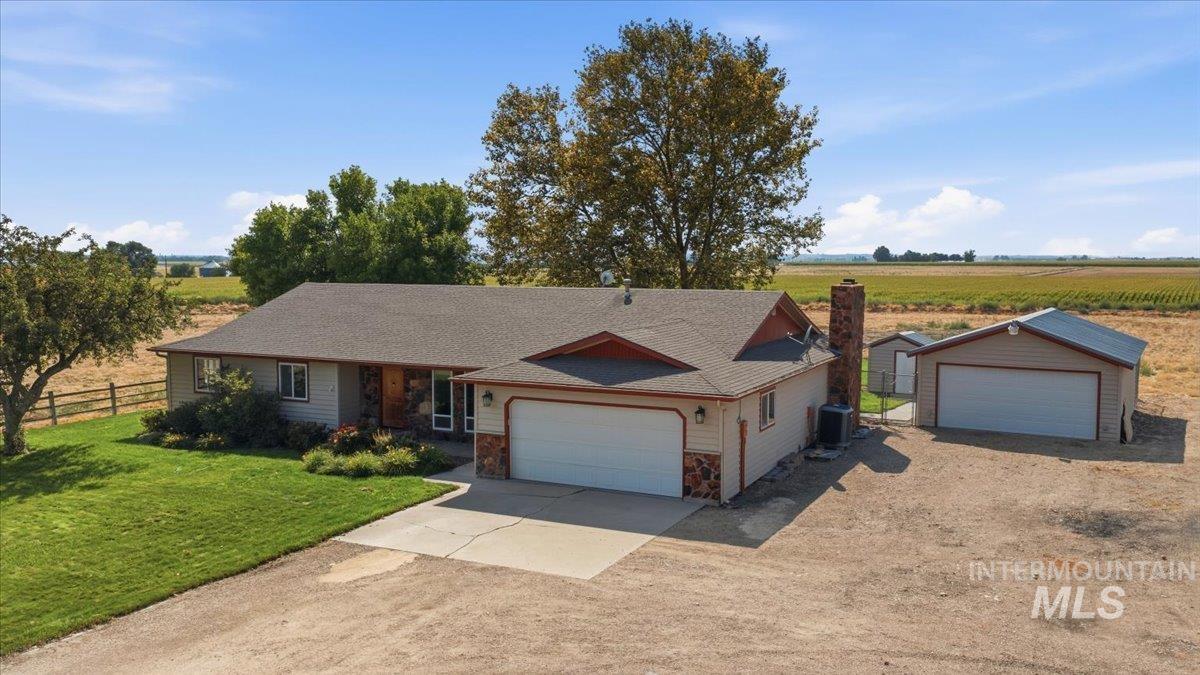 26201 Hop Rd, Caldwell, Idaho 83607, 3 Bedrooms, 2 Bathrooms, Residential For Sale, Price $849,900, 98999398