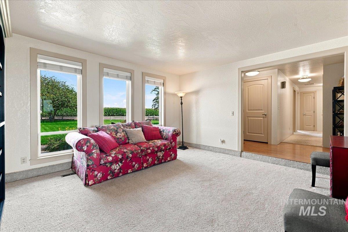26201 Hop Rd, Caldwell, Idaho 83607, 3 Bedrooms, 2 Bathrooms, Residential For Sale, Price $849,900, 98999398