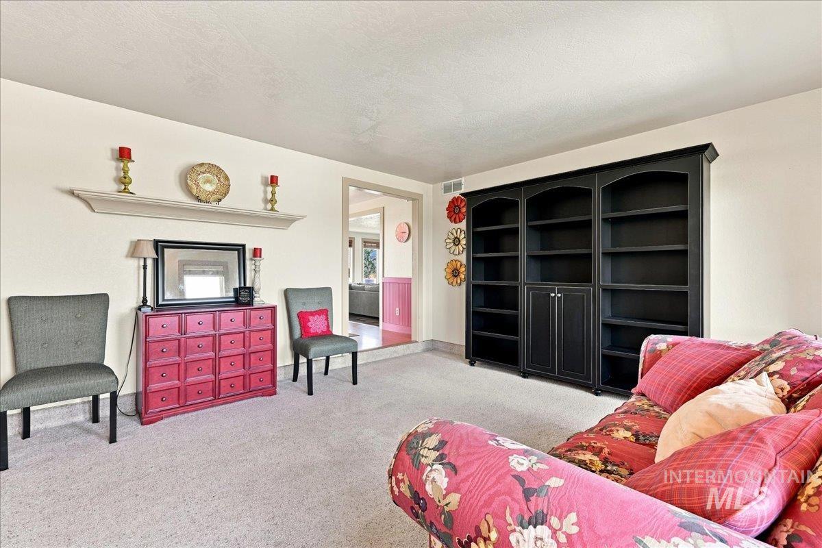 26201 Hop Rd, Caldwell, Idaho 83607, 3 Bedrooms, 2 Bathrooms, Residential For Sale, Price $849,900, 98999398