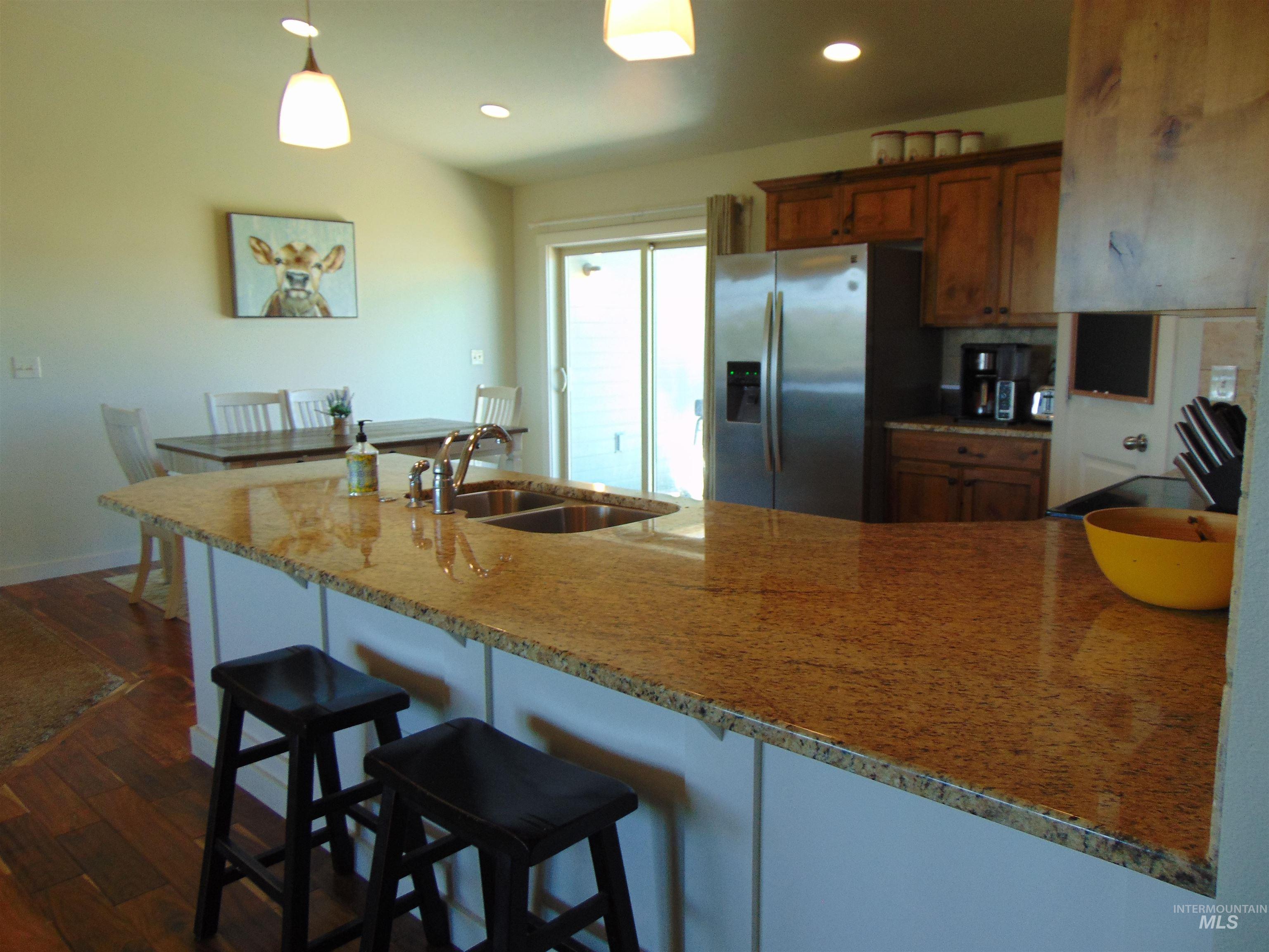 1860 Graham Blvd., Vale, Oregon 97918, 3 Bedrooms, 2 Bathrooms, Residential For Sale, Price $550,000, 98999400