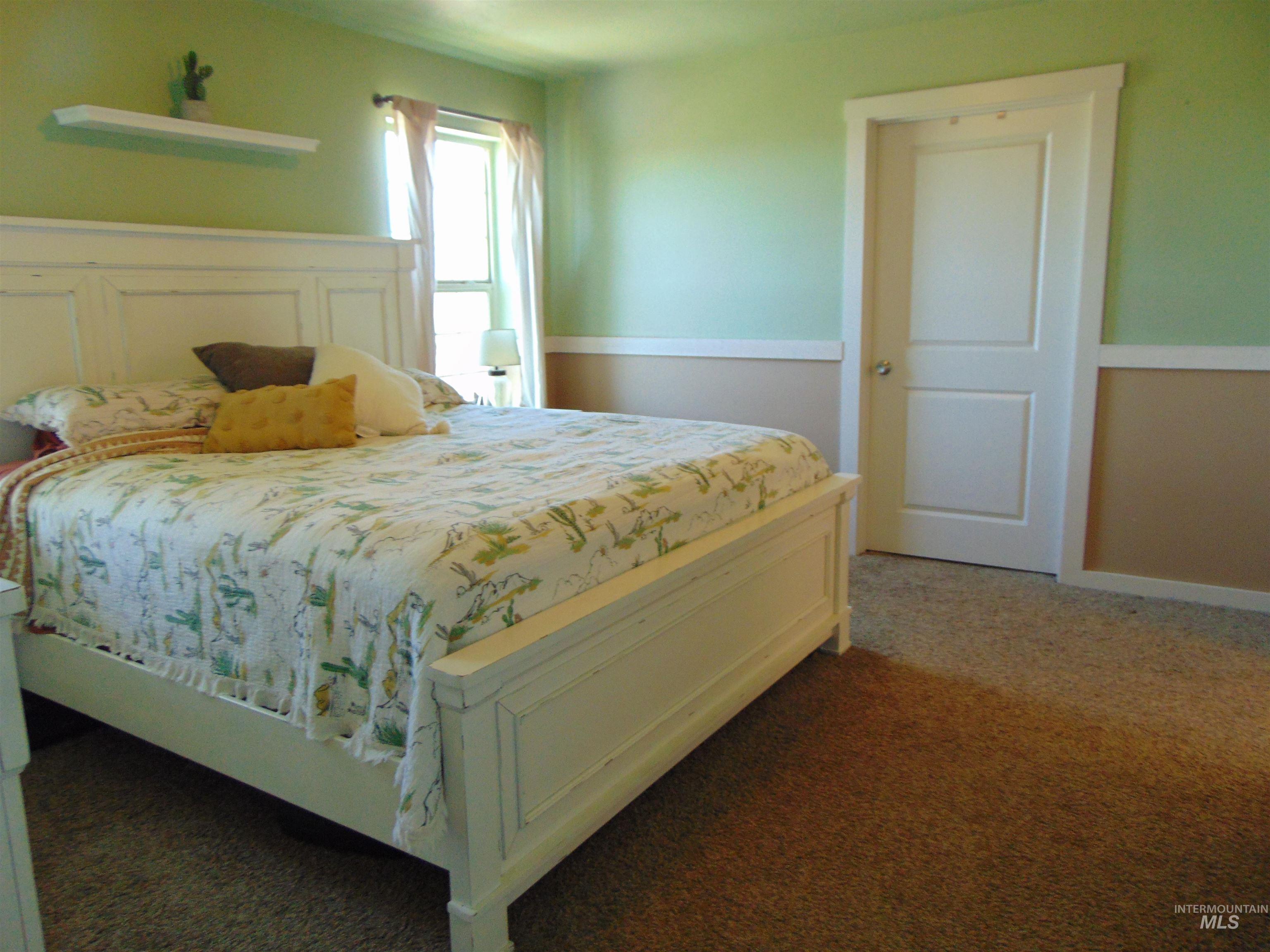 1860 Graham Blvd., Vale, Oregon 97918, 3 Bedrooms, 2 Bathrooms, Residential For Sale, Price $550,000, 98999400