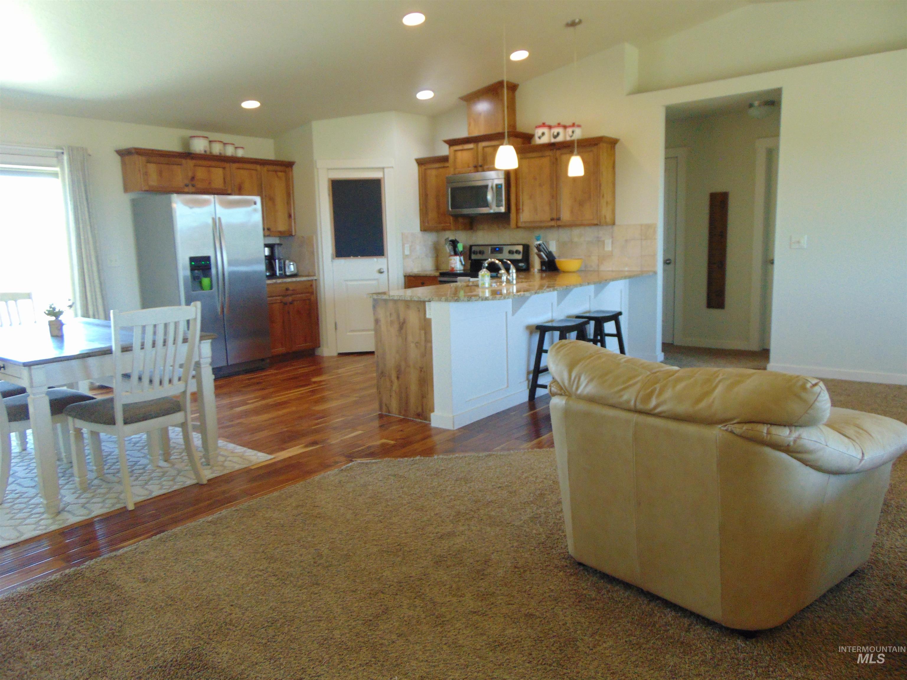 1860 Graham Blvd., Vale, Oregon 97918, 3 Bedrooms, 2 Bathrooms, Residential For Sale, Price $550,000, 98999400