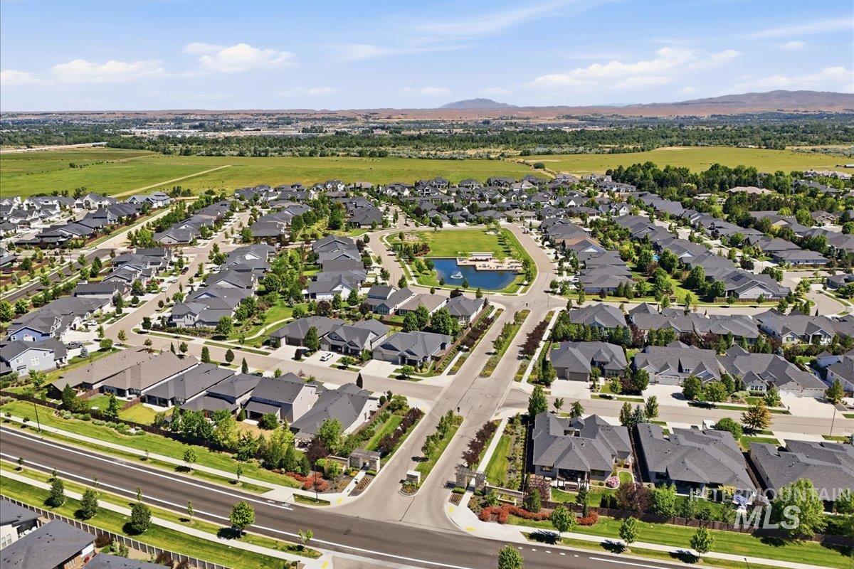 4522 W Sugar Tree Dr., Meridian, Idaho 83642, 5 Bedrooms, 4 Bathrooms, Residential For Sale, Price $1,445,000, 98999402