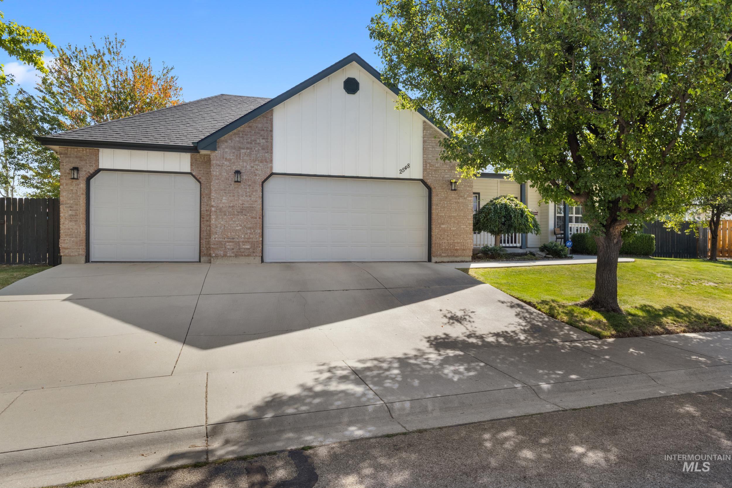 2548 N Monaco Way, Meridian, Idaho 83642, 4 Bedrooms, 2 Bathrooms, Residential For Sale, Price $585,000, 98999403