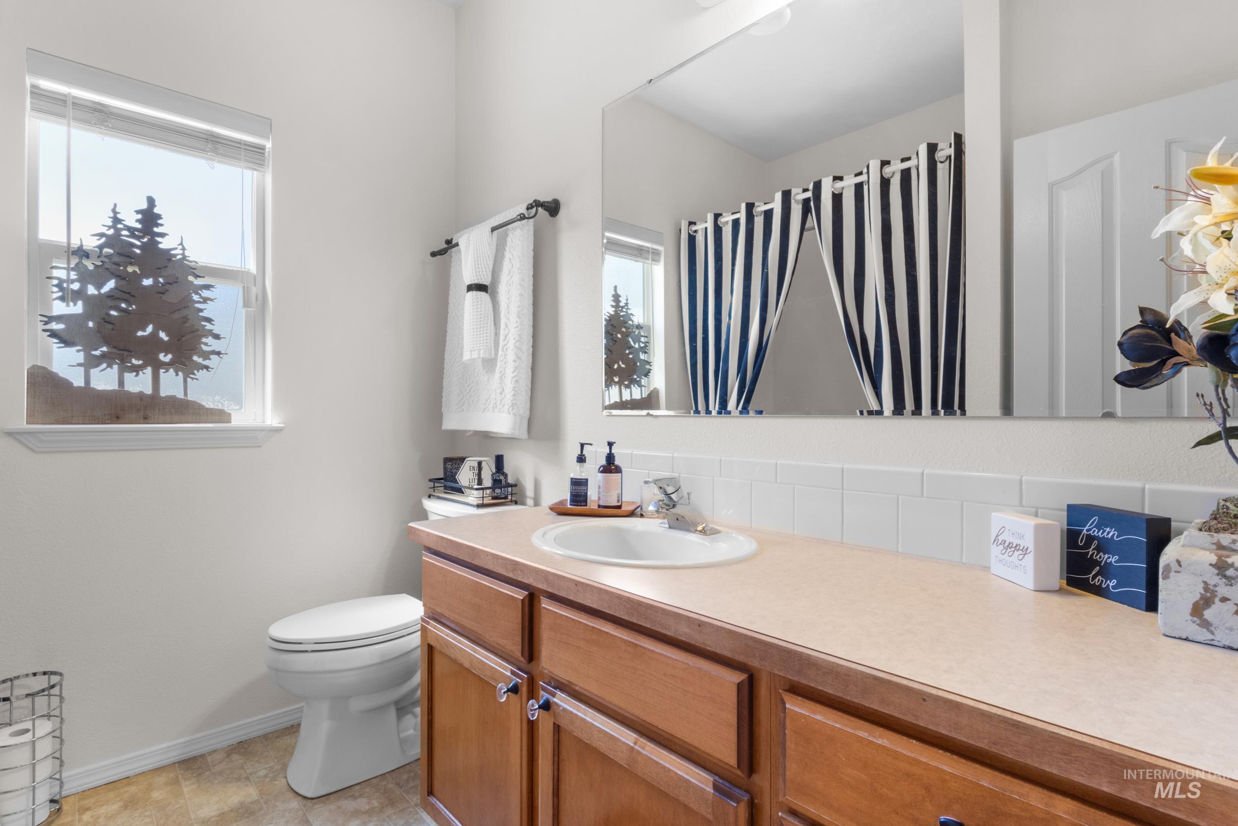 2548 N Monaco Way, Meridian, Idaho 83642, 4 Bedrooms, 2 Bathrooms, Residential For Sale, Price $585,000, 98999403