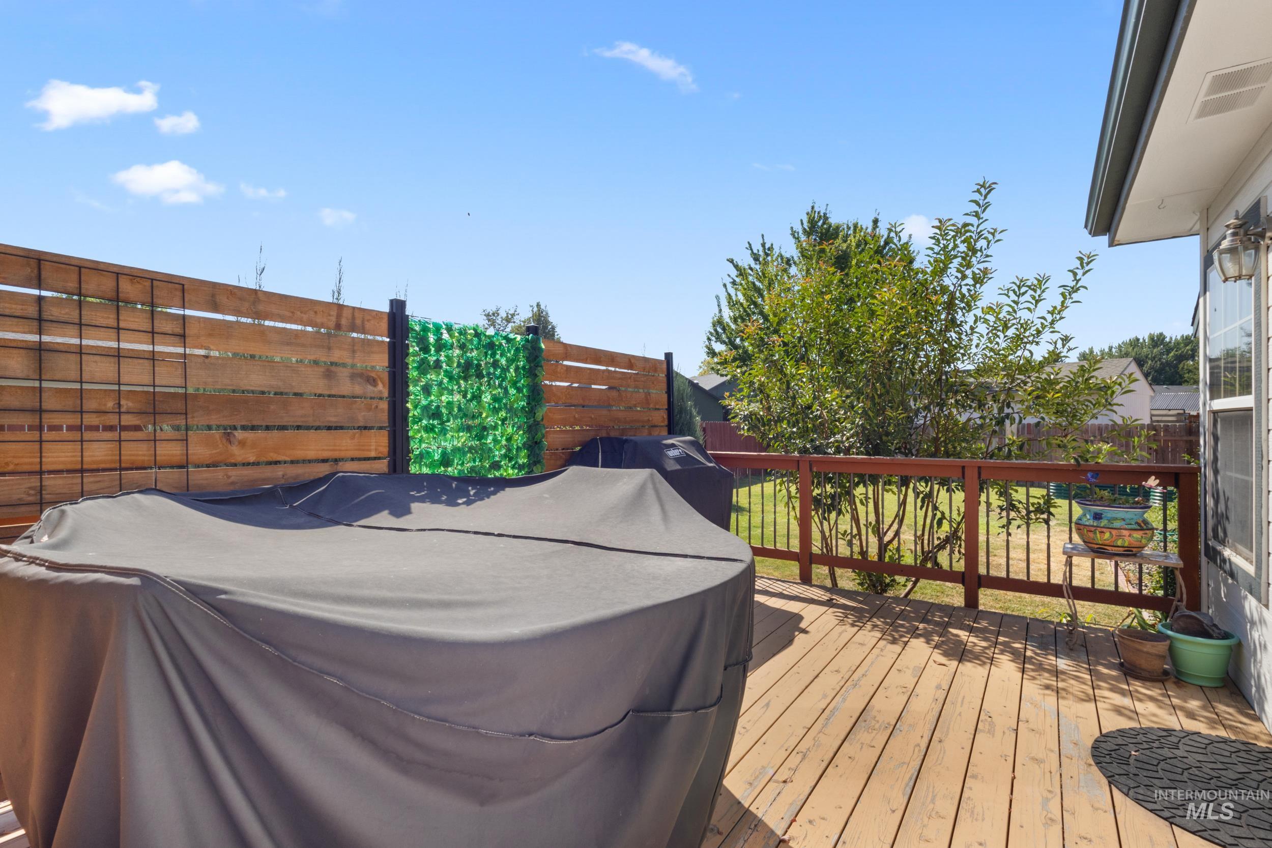 2548 N Monaco Way, Meridian, Idaho 83642, 4 Bedrooms, 2 Bathrooms, Residential For Sale, Price $585,000, 98999403