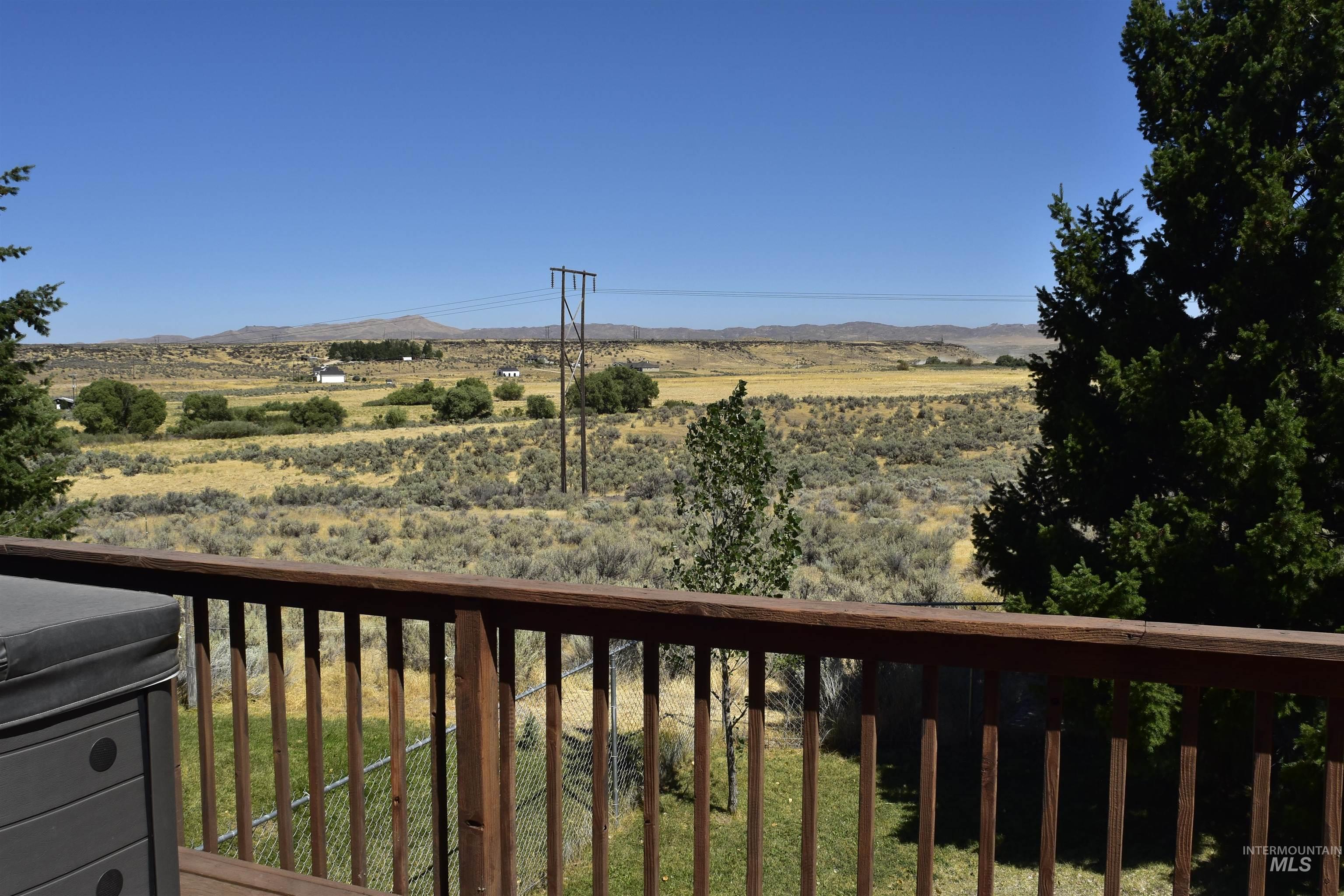 334 E Danskin Dr, Boise, Idaho 83716, 3 Bedrooms, 2.5 Bathrooms, Residential For Sale, Price $989,000, 98999404