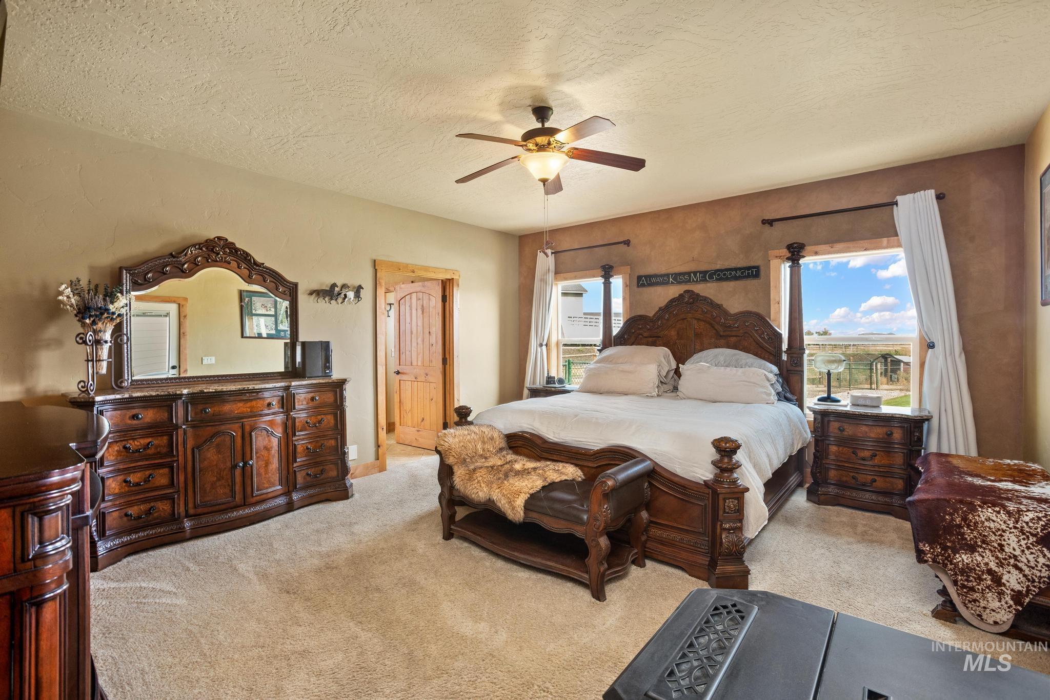 9225 N Highway 52, Horseshoe Bend, Idaho 83629, 3 Bedrooms, 2.5 Bathrooms, Residential For Sale, Price $1,400,000,MLS 98999405