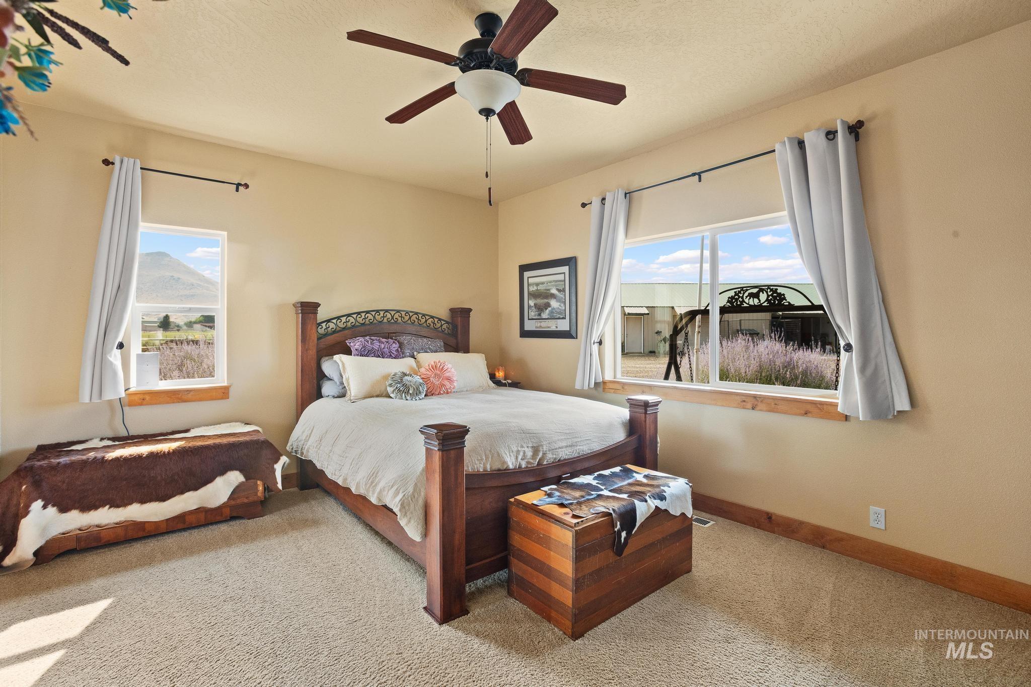 9225 N Highway 52, Horseshoe Bend, Idaho 83629, 3 Bedrooms, 2.5 Bathrooms, Residential For Sale, Price $1,400,000,MLS 98999405