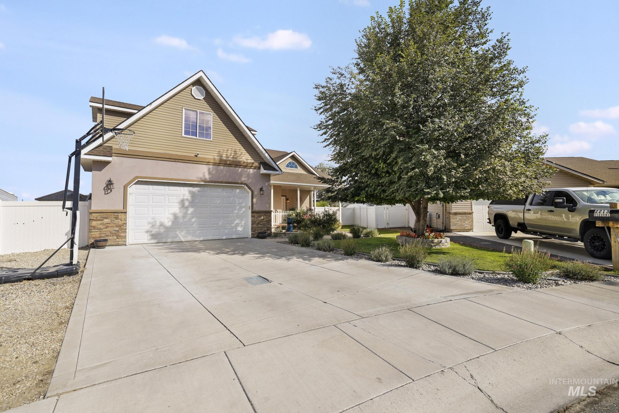 2213 Alex Dr, Filer, Idaho 83328, 4 Bedrooms, 2 Bathrooms, Residential For Sale, Price $480,000,MLS 98999407