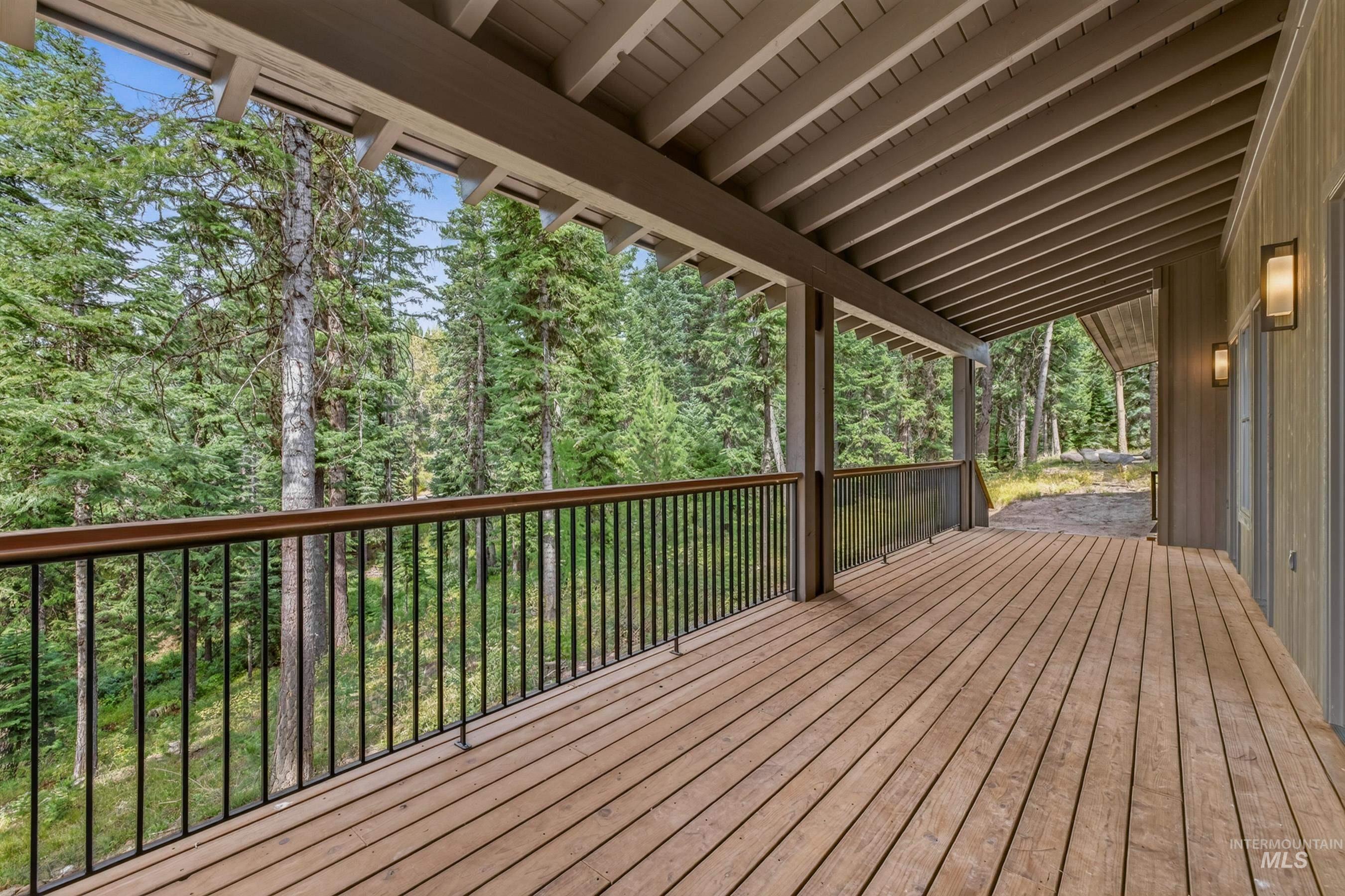 16 Vernon Ct., McCall, Idaho 83638, 4 Bedrooms, 4 Bathrooms, Residential For Sale, Price $2,450,000,MLS 98999410