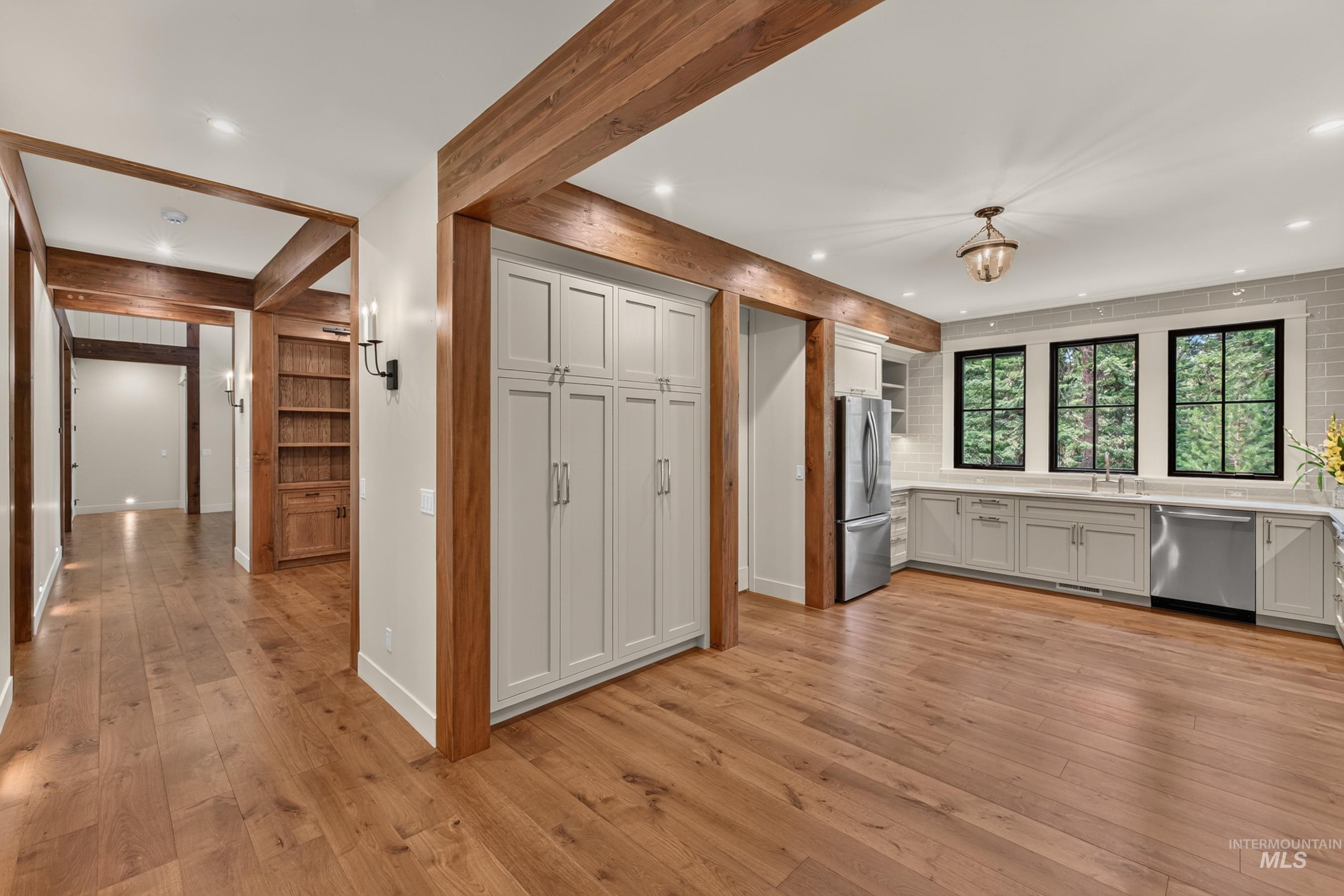 16 Vernon Ct., McCall, Idaho 83638, 4 Bedrooms, 4 Bathrooms, Residential For Sale, Price $2,450,000,MLS 98999410