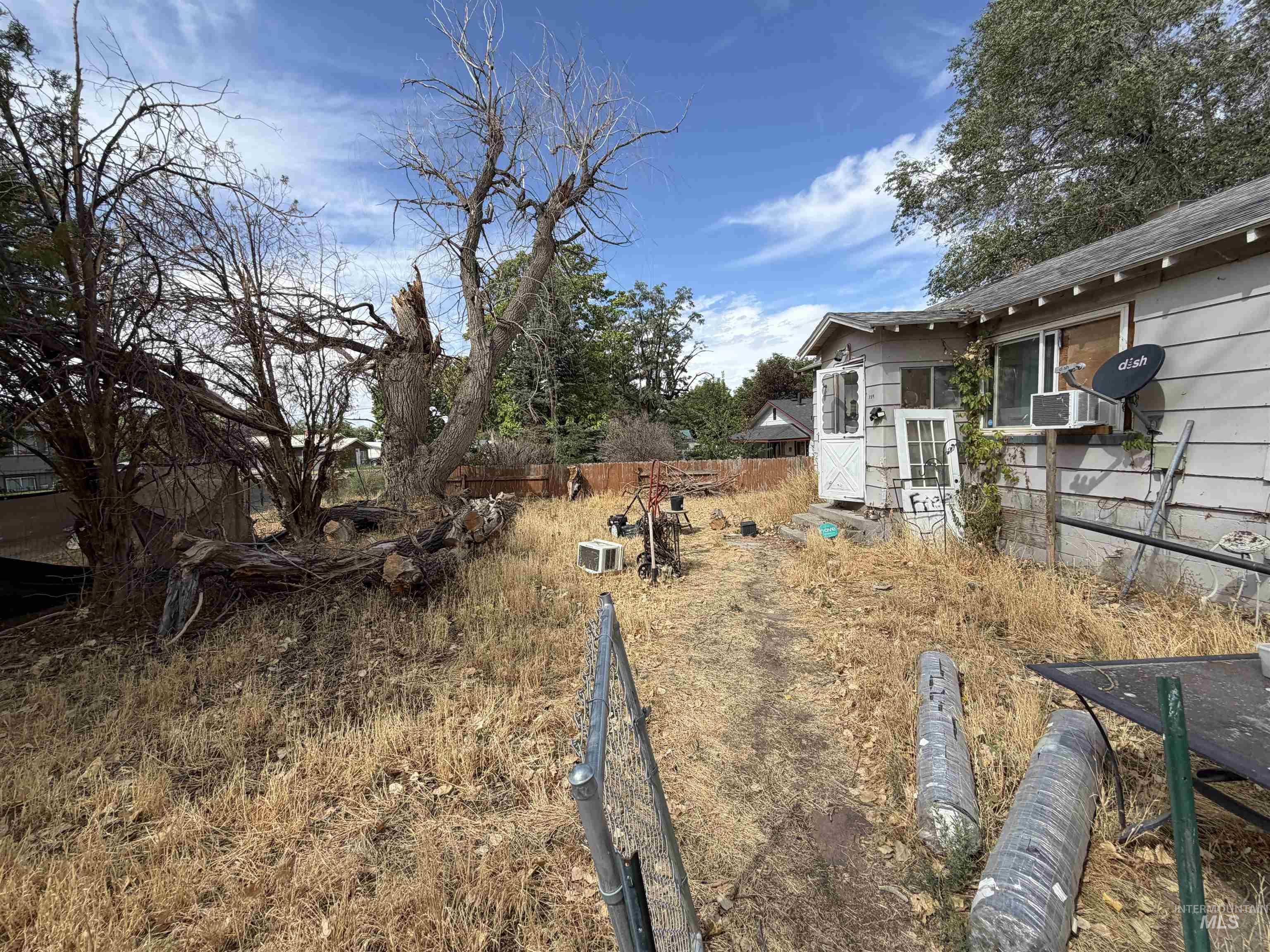 324 5th Ave W, Jerome, Idaho 83338, 4 Bedrooms, 1 Bathroom, Residential For Sale, Price $180,000, 98999412
