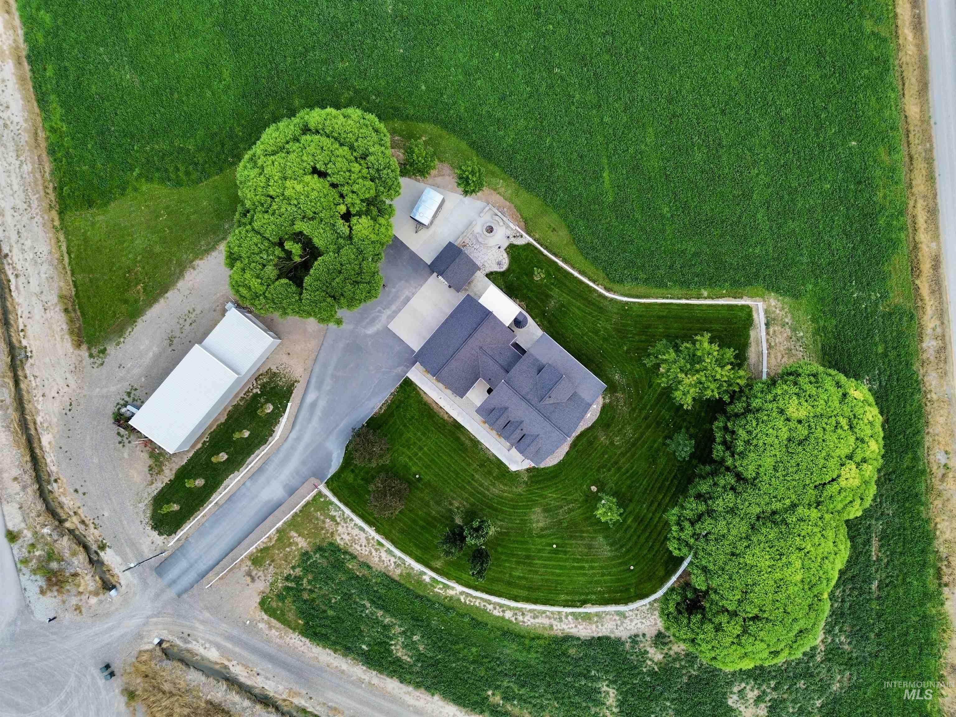 89 S 222 W, Burley, Idaho 83318, 5 Bedrooms, 3.5 Bathrooms, Residential For Sale, Price $861,000,MLS 98999414