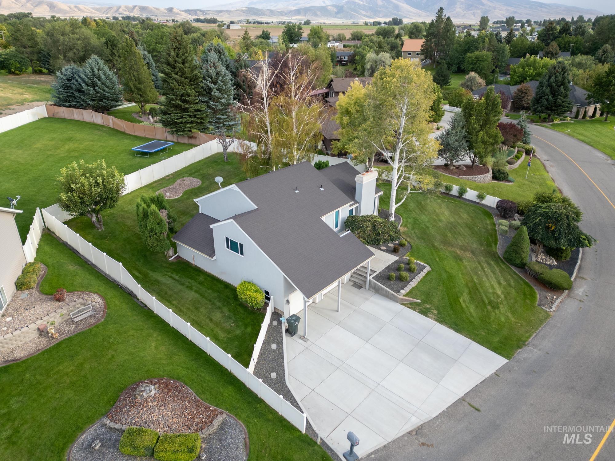 551 Terrace Dr, Burley, Idaho 83318, 4 Bedrooms, 2 Bathrooms, Residential For Sale, Price $450,000,MLS 98999416