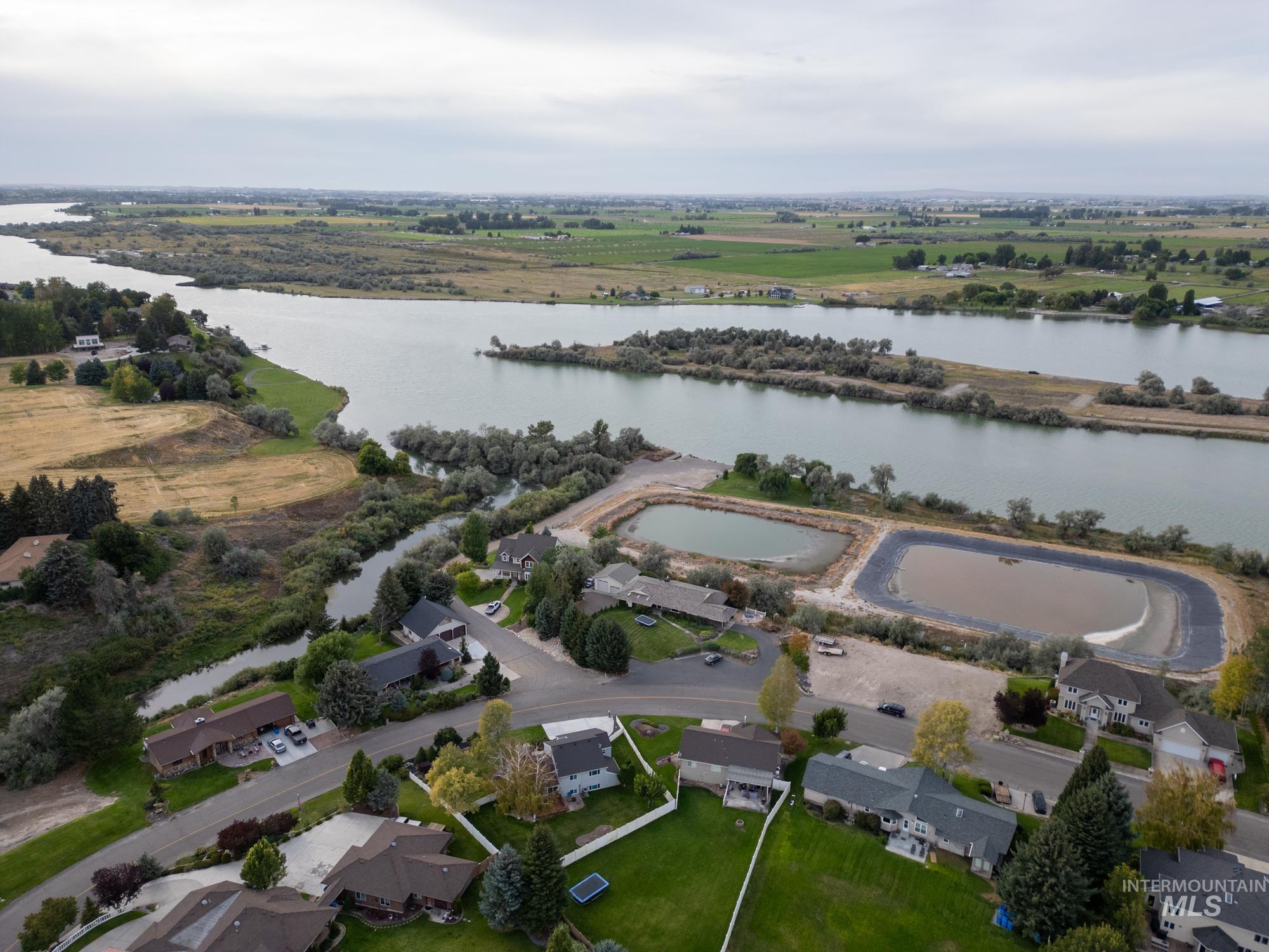 551 Terrace Dr, Burley, Idaho 83318, 4 Bedrooms, 2 Bathrooms, Residential For Sale, Price $450,000,MLS 98999416