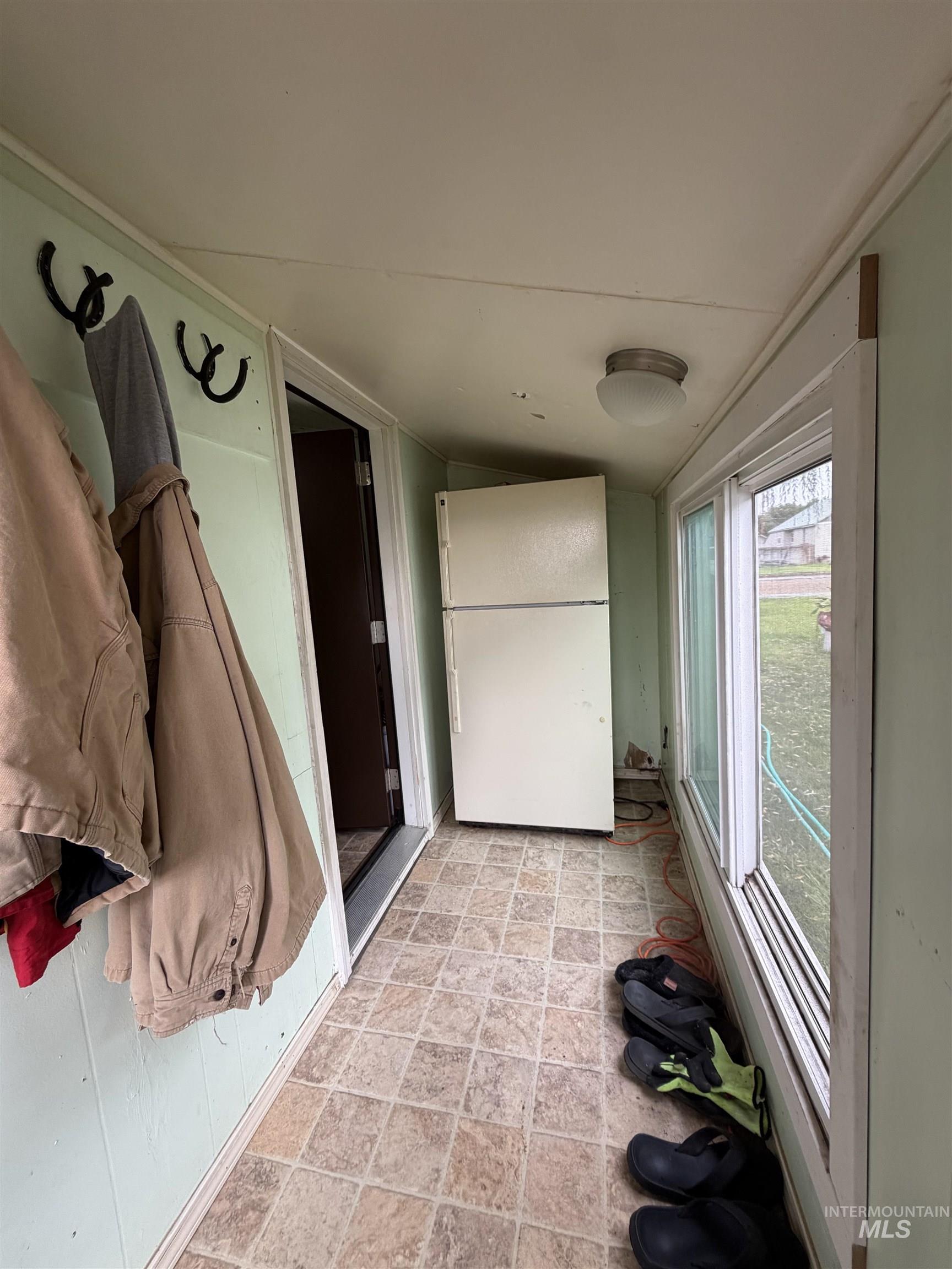 457 E Galloway Ave, Weiser, Idaho 83672, 2 Bedrooms, 1 Bathroom, Residential For Sale, Price $245,000, 98999460