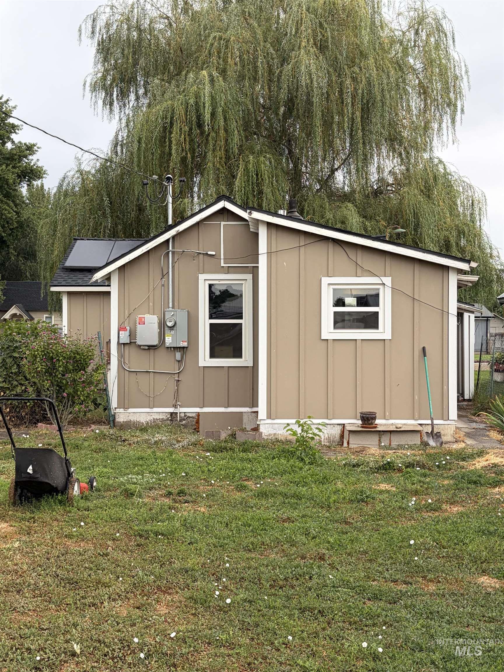 457 E Galloway Ave, Weiser, Idaho 83672, 2 Bedrooms, 1 Bathroom, Residential For Sale, Price $245,000, 98999460