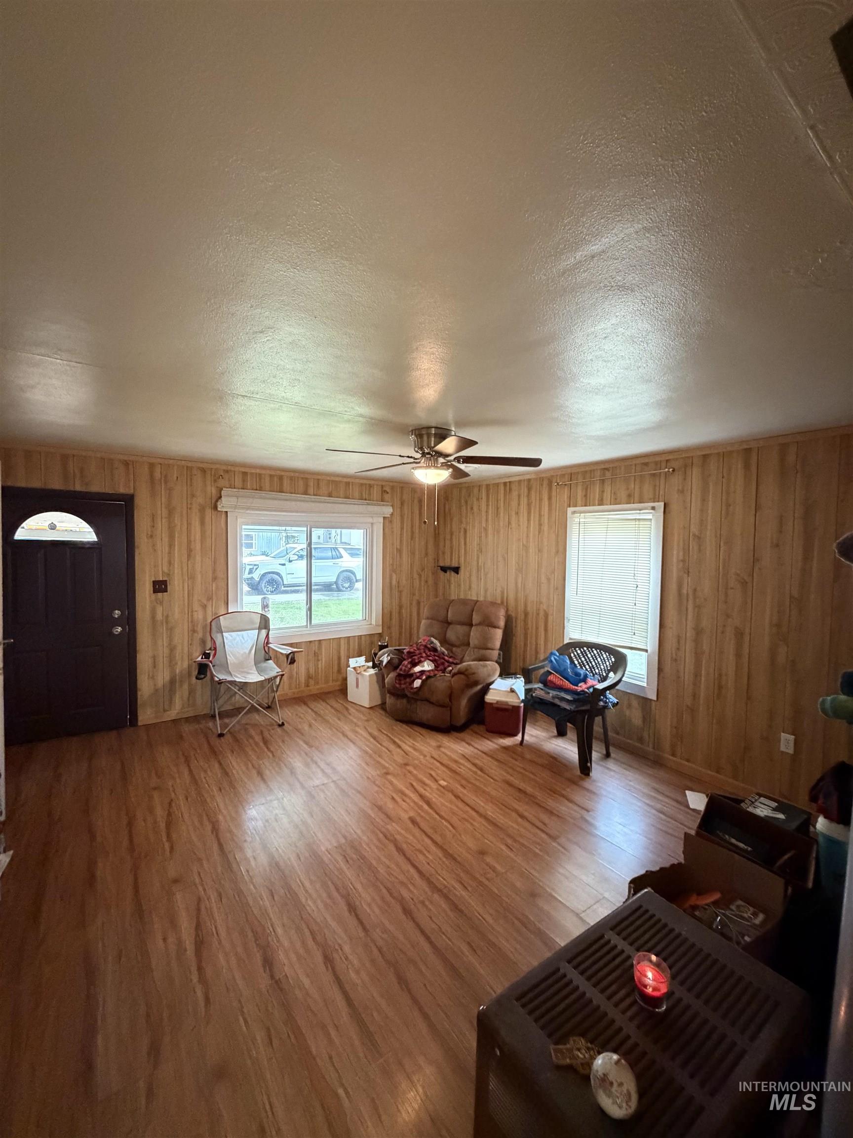 457 E Galloway Ave, Weiser, Idaho 83672, 2 Bedrooms, 1 Bathroom, Residential For Sale, Price $245,000, 98999460