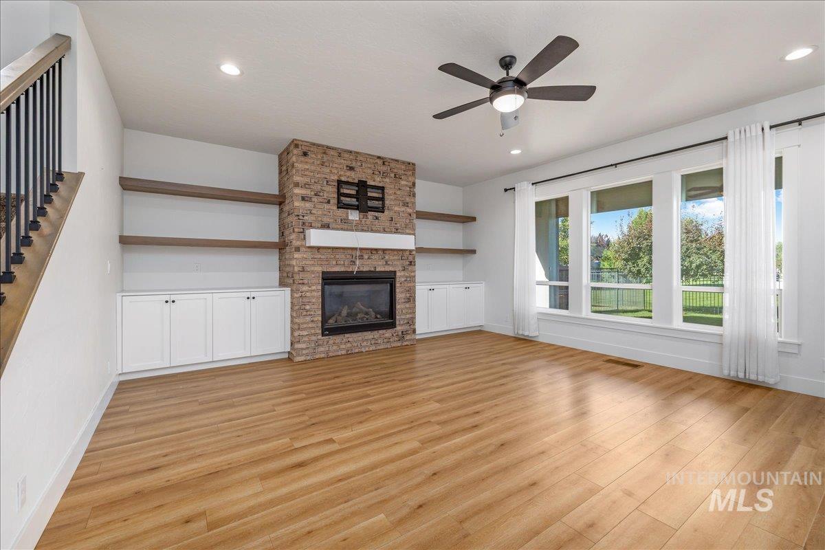 5915 N Vicenza Ave, Meridian, Idaho 83646, 4 Bedrooms, 3.5 Bathrooms, Residential For Sale, Price $850,000, 98999465