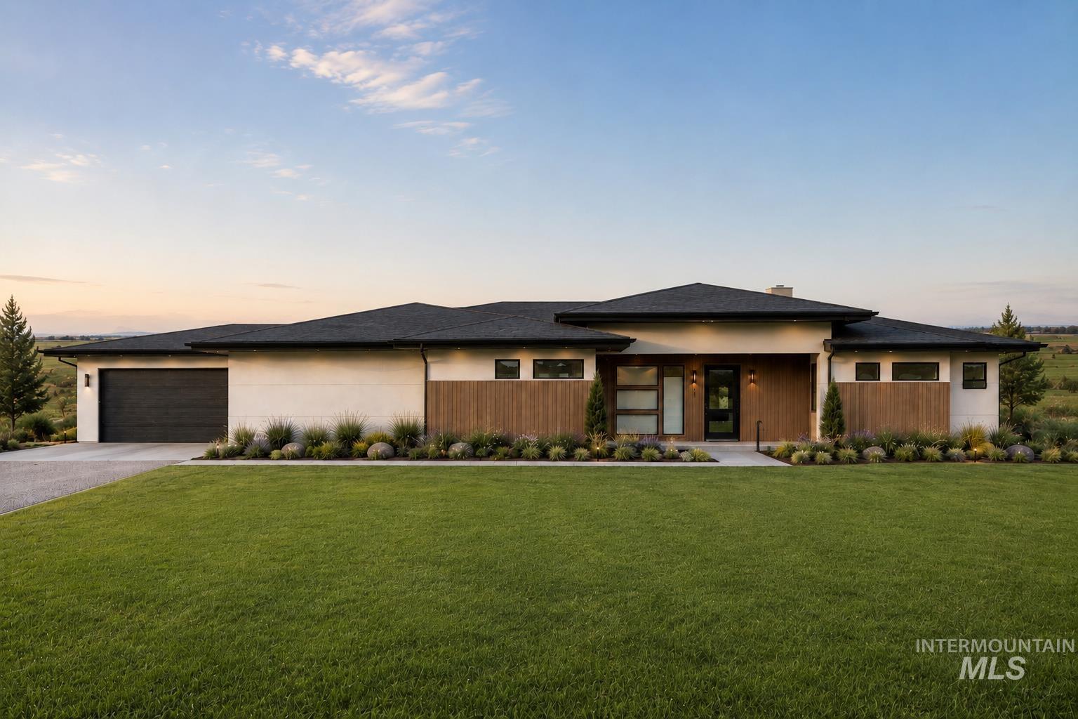427 E 300 N, Rupert, Idaho 83350, 4 Bedrooms, 3.5 Bathrooms, Residential For Sale, Price $1,150,000, 98999468