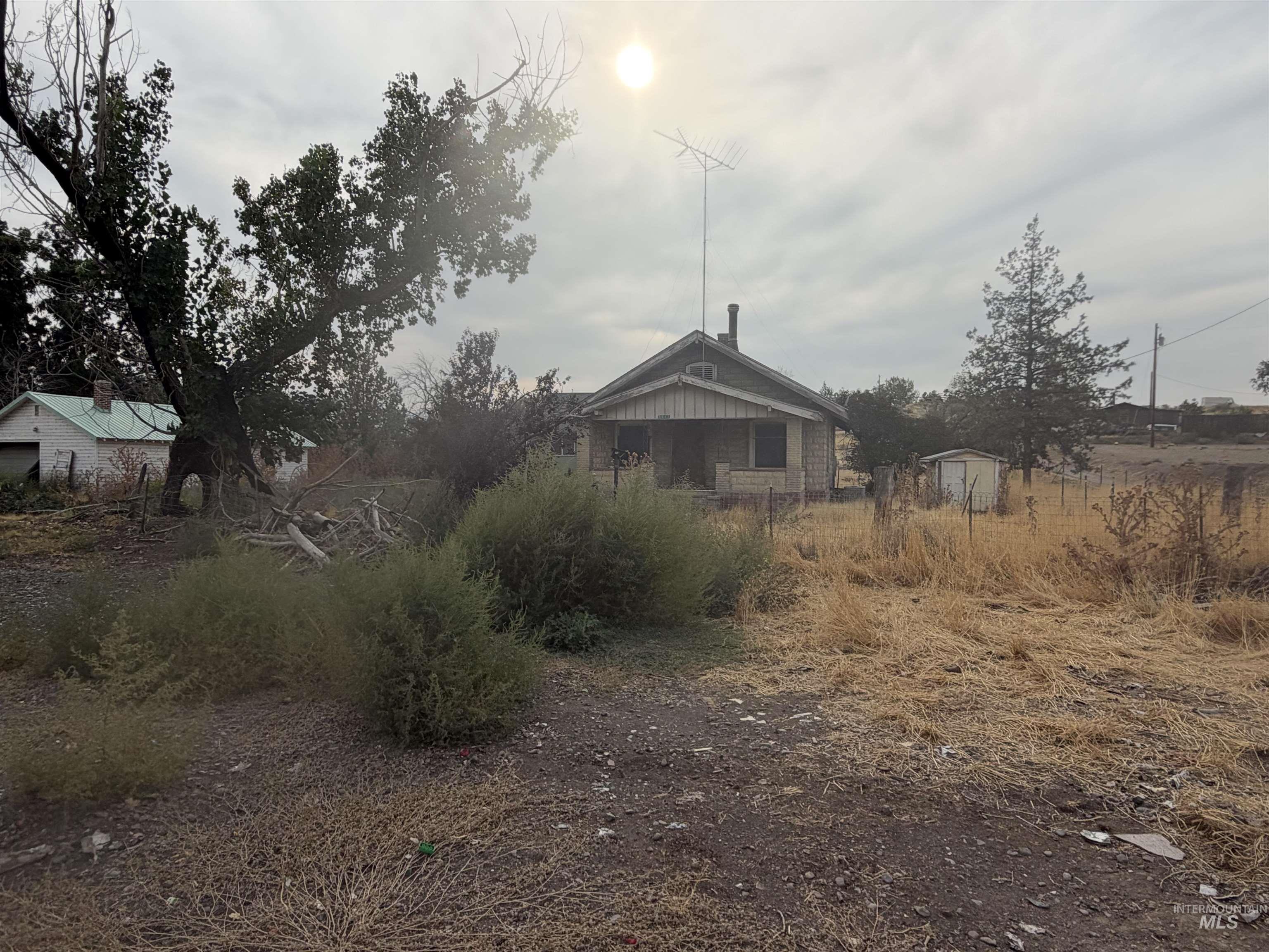 5611 Willis St, Brogan, Oregon 97903, 3 Bedrooms, 1 Bathroom, Residential For Sale, Price $73,000, 98999479