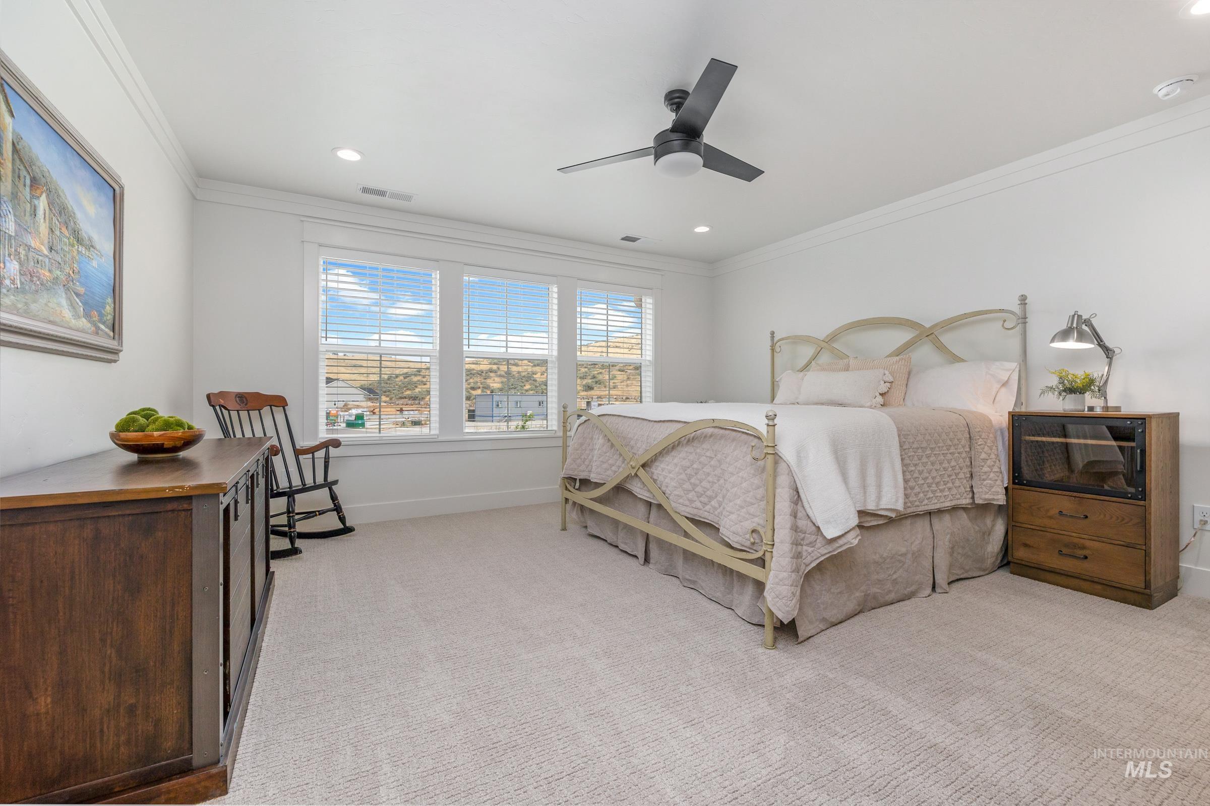6200 N Holly Springs Ln, Eagle, Idaho 83616, 3 Bedrooms, 2.5 Bathrooms, Residential For Sale, Price $465,000, 98999481