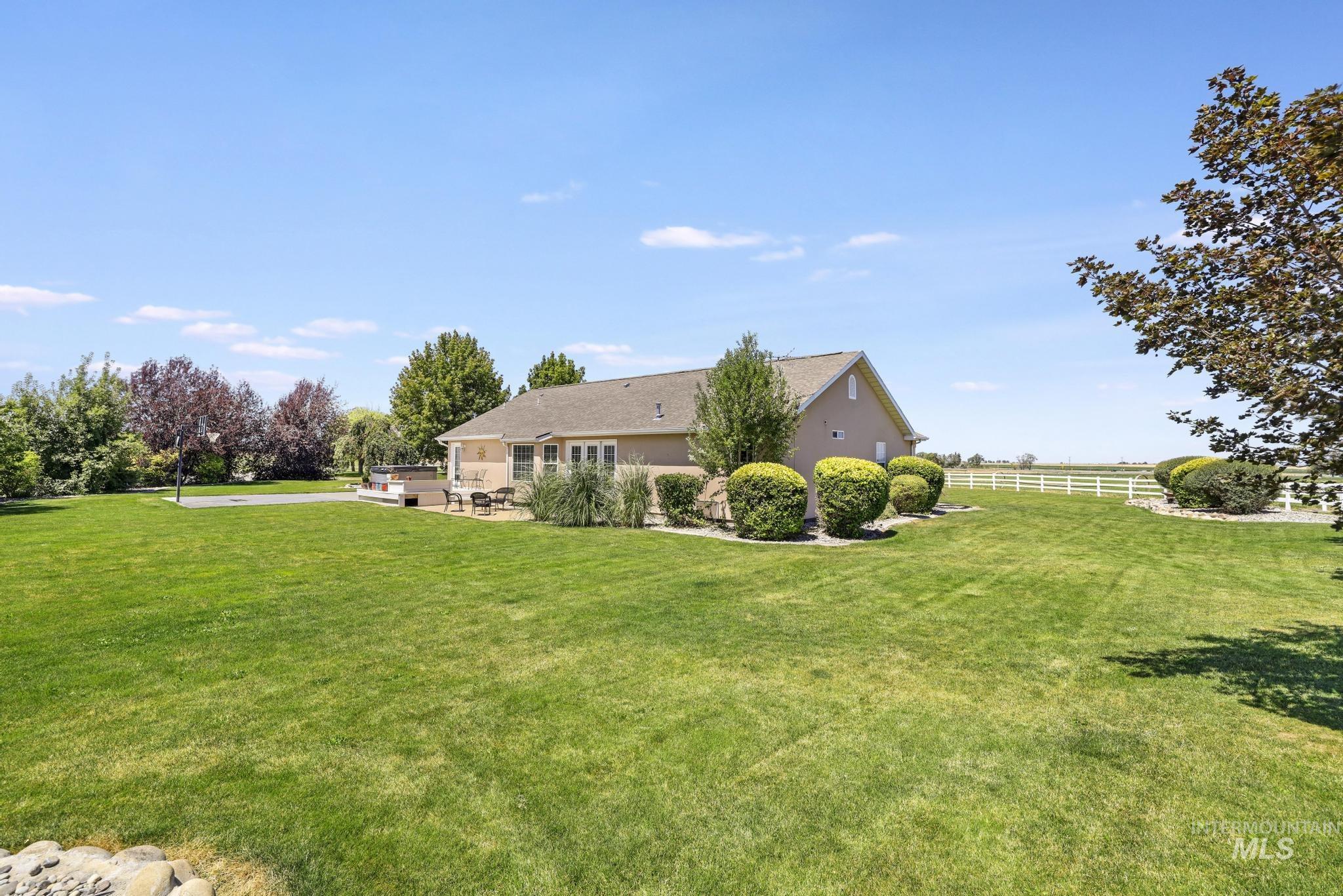 3962 N 2405 E, Twin Falls, Idaho 83301, 5 Bedrooms, 3 Bathrooms, Residential For Sale, Price $790,000, 98999484