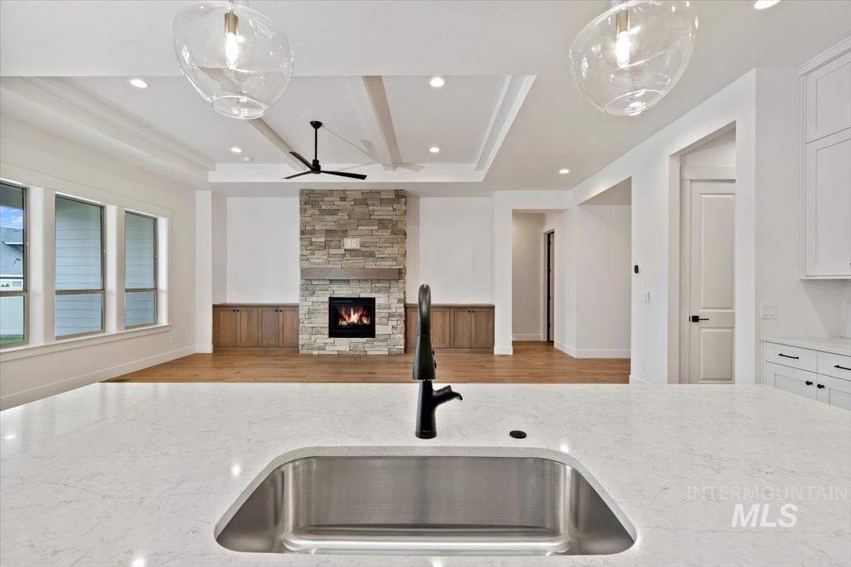 2300 E Sweet Pearl St., Kuna, Idaho 83634, 4 Bedrooms, 3.5 Bathrooms, Residential For Sale, Price $869,880, 98999487