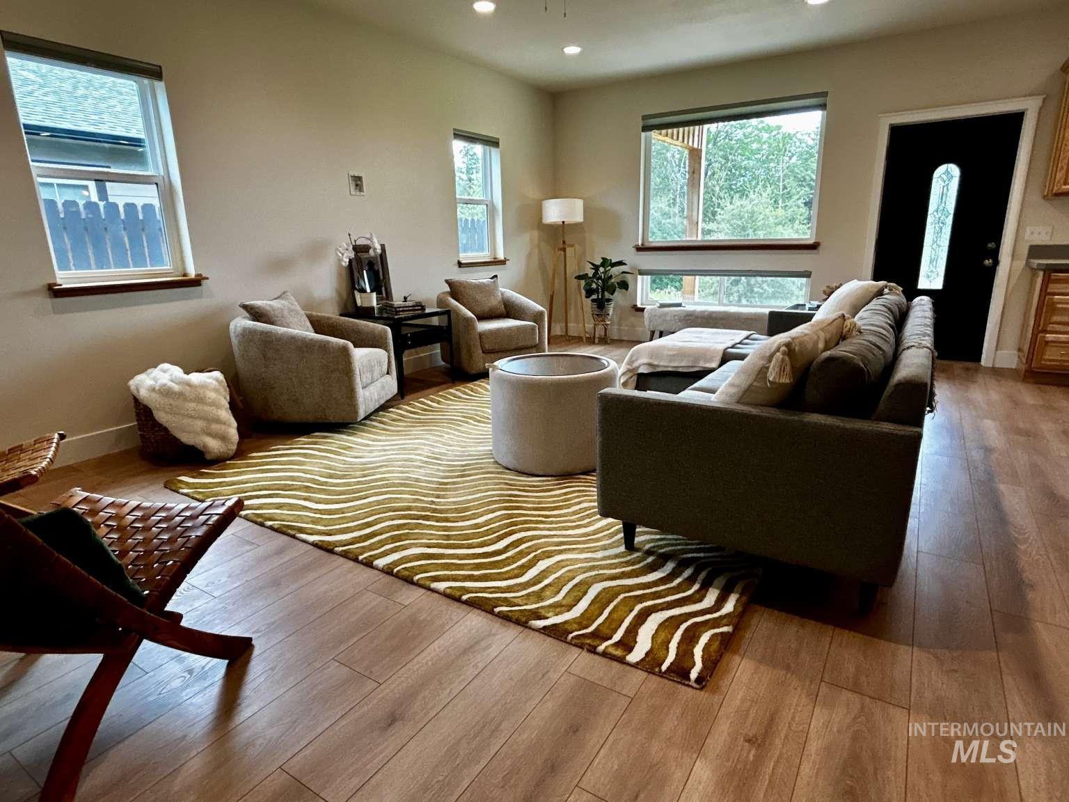 2003 Westview Dr, Moscow, Idaho 83843, 3 Bedrooms, 2 Bathrooms, Residential For Sale, Price $549,900,MLS 98999488