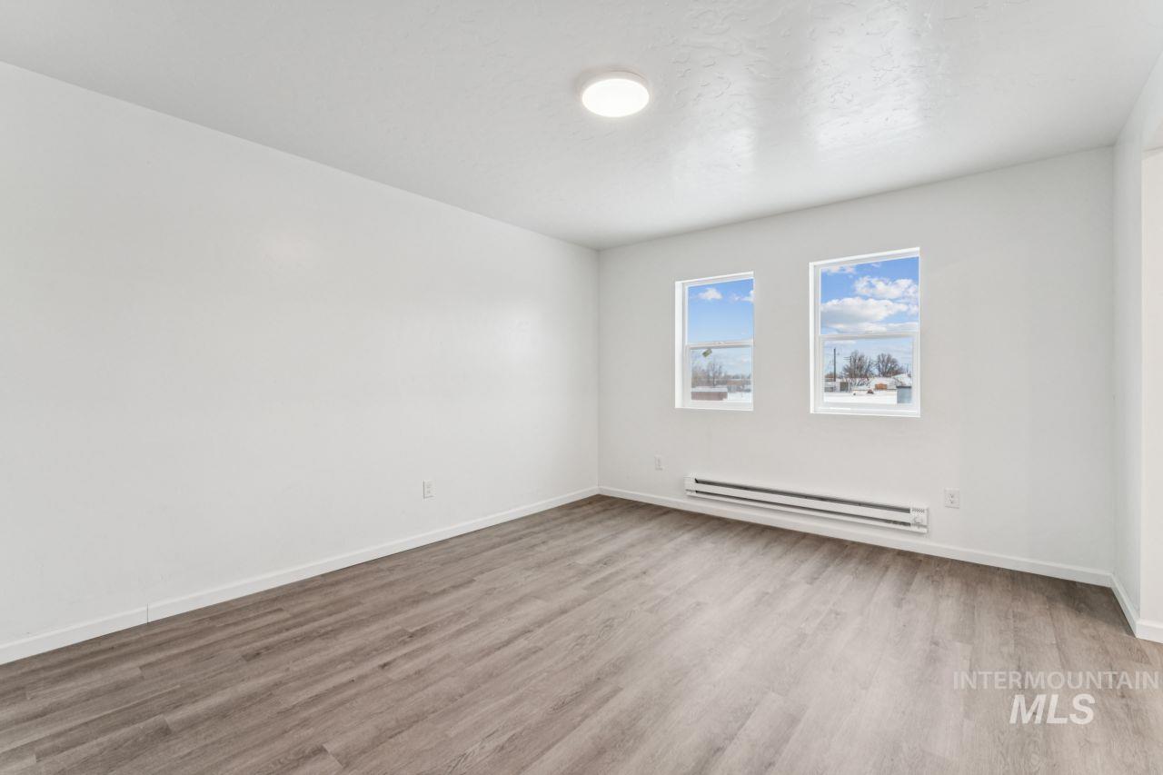 911 2nd Street S, Nampa, Idaho 83651, 1 Bedroom, 1 Bathroom, Residential Income For Sale, Price $1,299,900,MLS 98999493