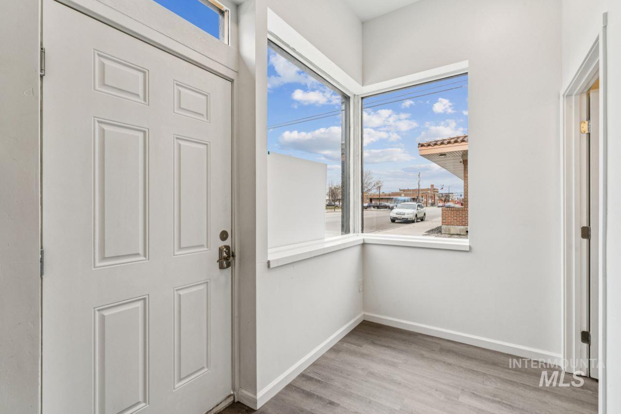 911 2nd Street S, Nampa, Idaho 83651, 1 Bedroom, 1 Bathroom, Residential Income For Sale, Price $1,299,900,MLS 98999493