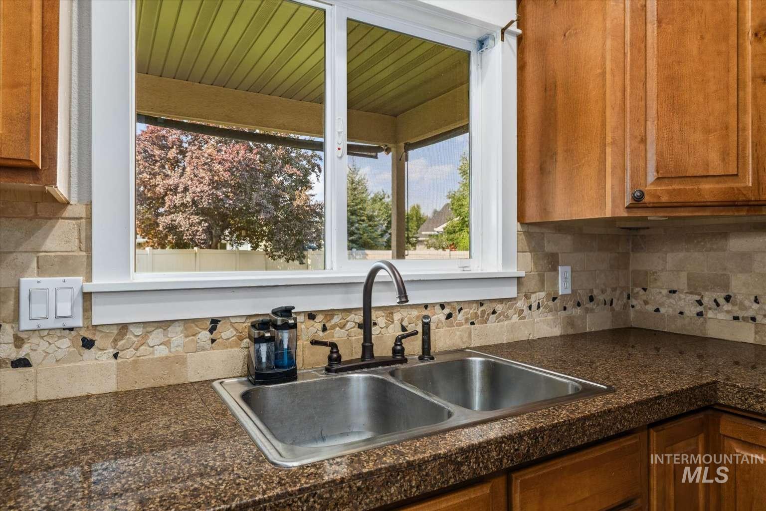 853 W Mountain Ash Loop, Nampa, Idaho 83686, 4 Bedrooms, 4 Bathrooms, Residential For Sale, Price $599,000,MLS 98999494