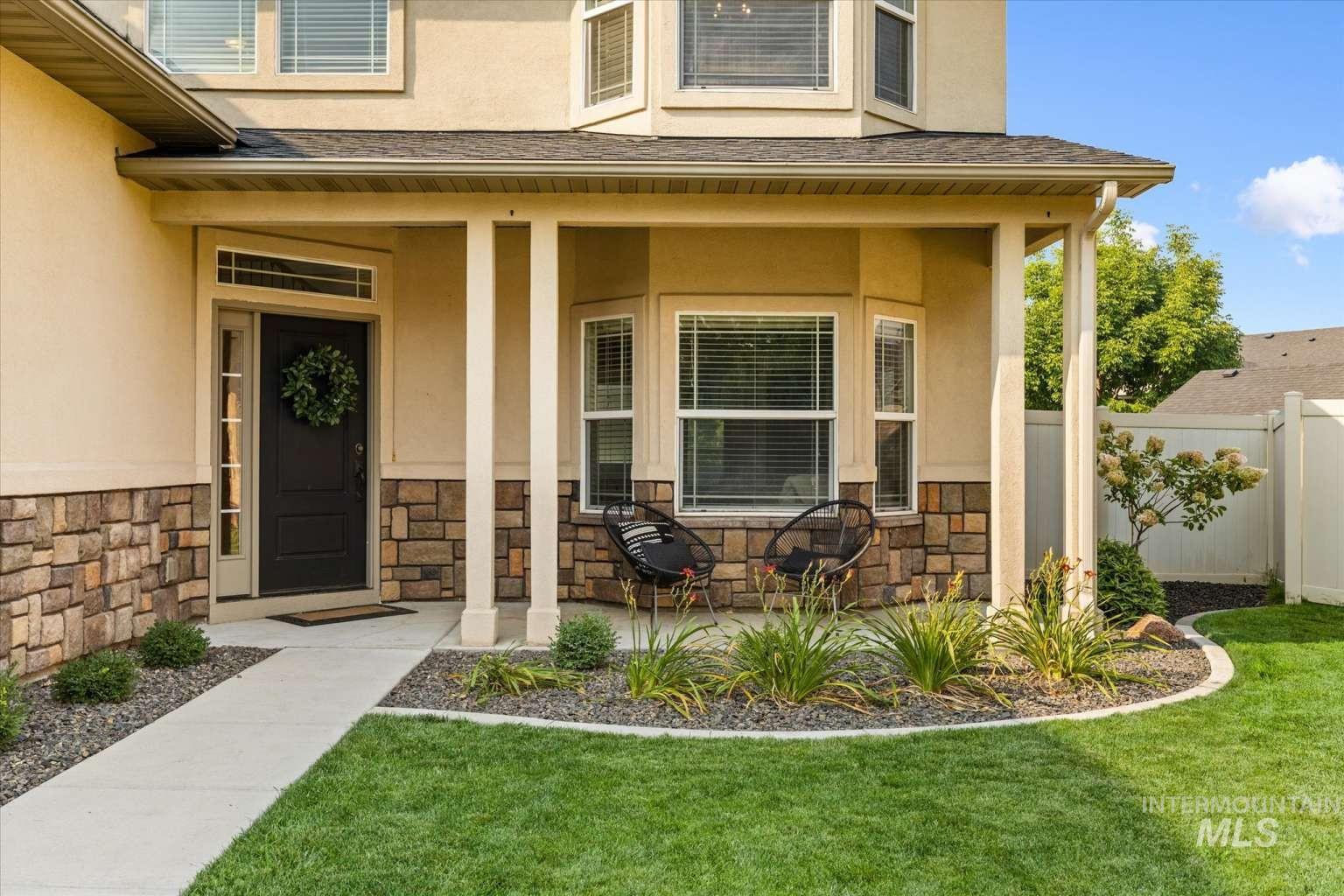 853 W Mountain Ash Loop, Nampa, Idaho 83686, 4 Bedrooms, 4 Bathrooms, Residential For Sale, Price $599,000,MLS 98999494