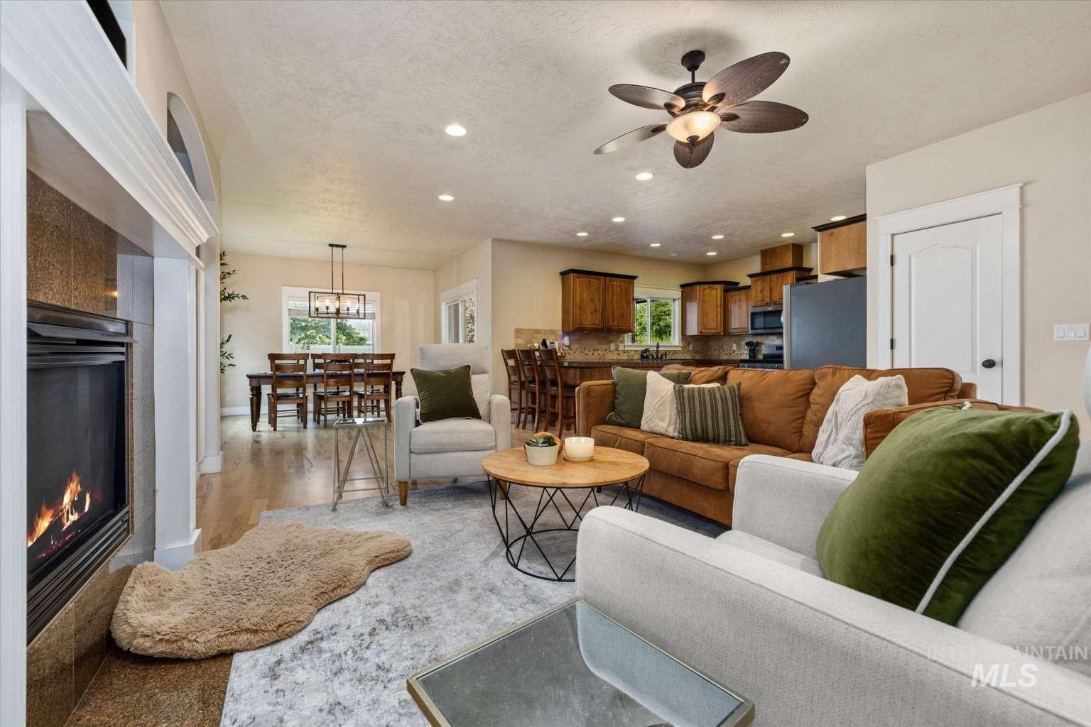 853 W Mountain Ash Loop, Nampa, Idaho 83686, 4 Bedrooms, 4 Bathrooms, Residential For Sale, Price $599,000,MLS 98999494