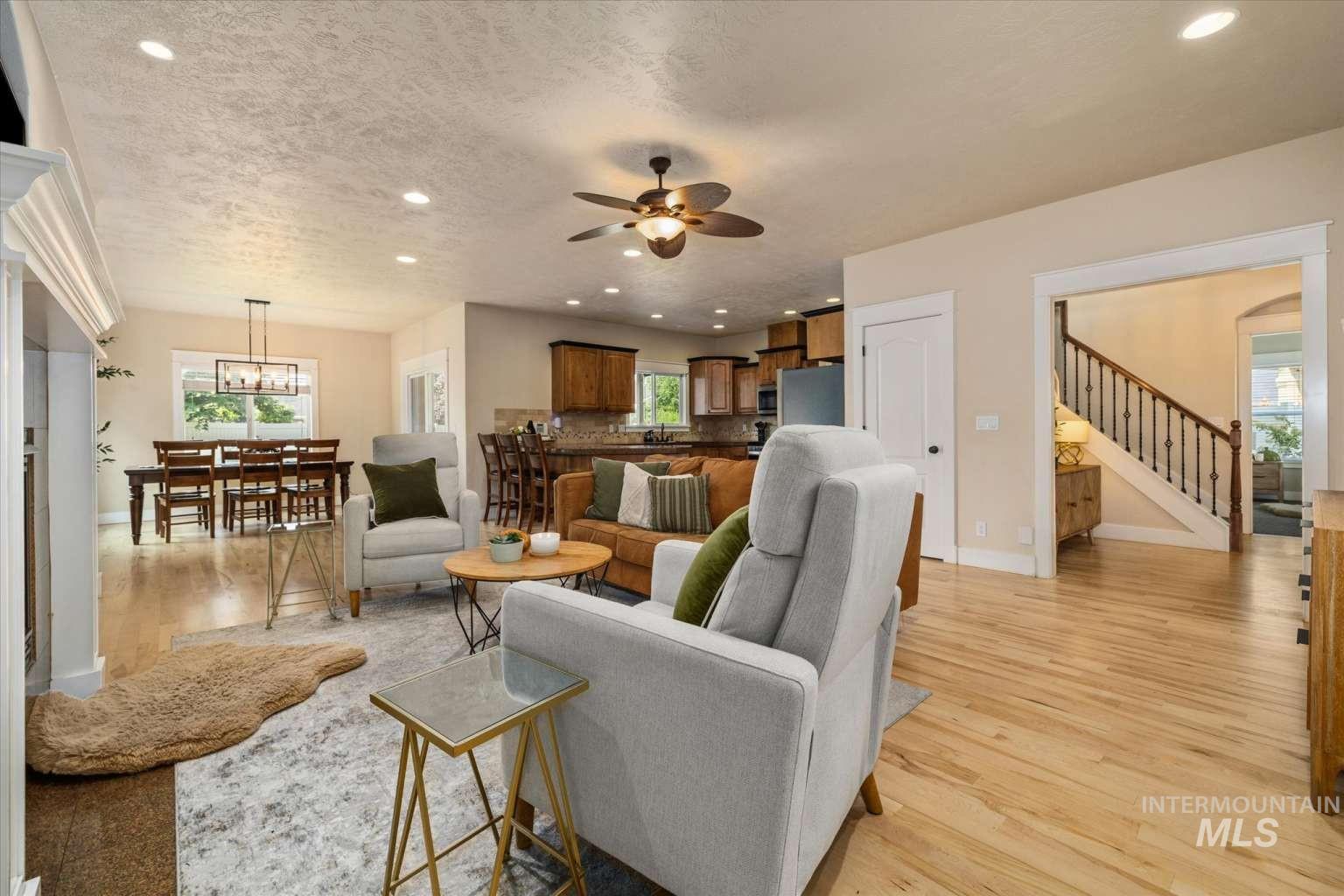 853 W Mountain Ash Loop, Nampa, Idaho 83686, 4 Bedrooms, 4 Bathrooms, Residential For Sale, Price $599,000,MLS 98999494