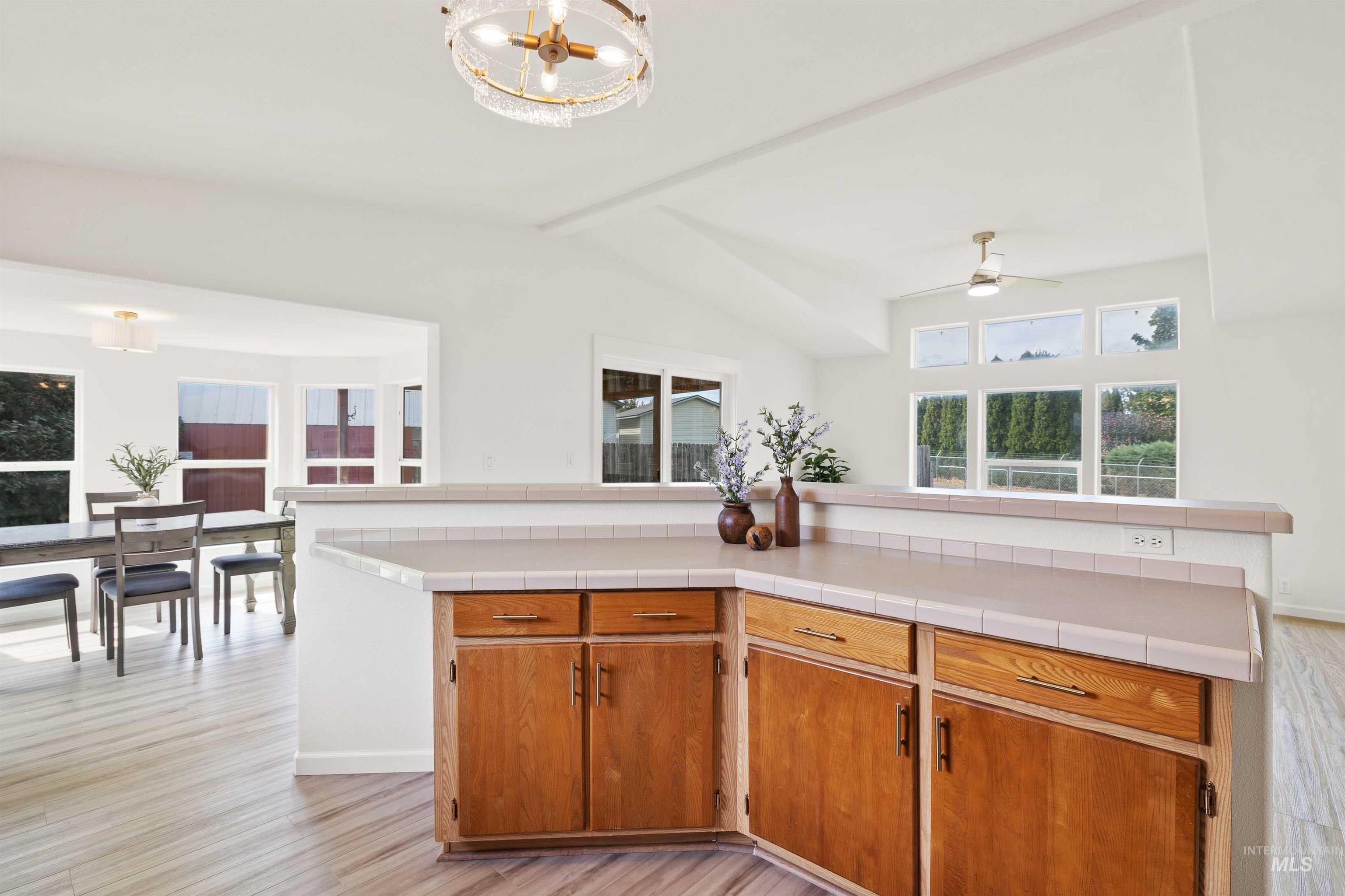 327 W Avenue I, Jerome, Idaho 83338, 3 Bedrooms, 2 Bathrooms, Residential For Sale, Price $334,900,MLS 98999495