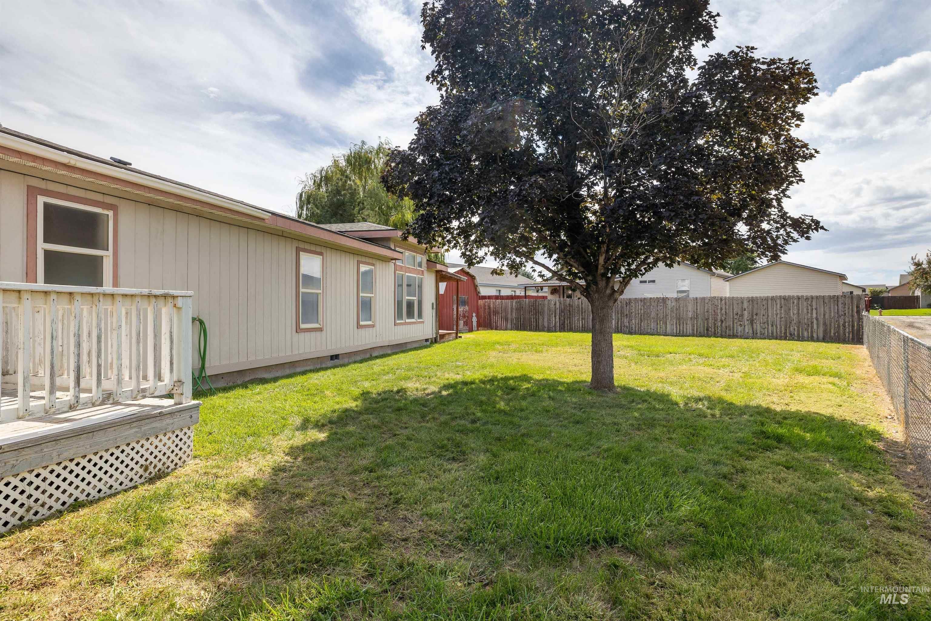 327 W Avenue I, Jerome, Idaho 83338, 3 Bedrooms, 2 Bathrooms, Residential For Sale, Price $334,900,MLS 98999495
