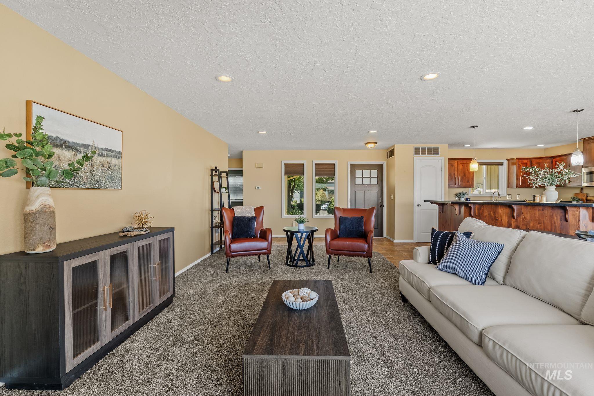 2746 Florence Court, Clarkston, Washington 99403, 3 Bedrooms, 3 Bathrooms, Residential For Sale, Price $459,000, 98999496