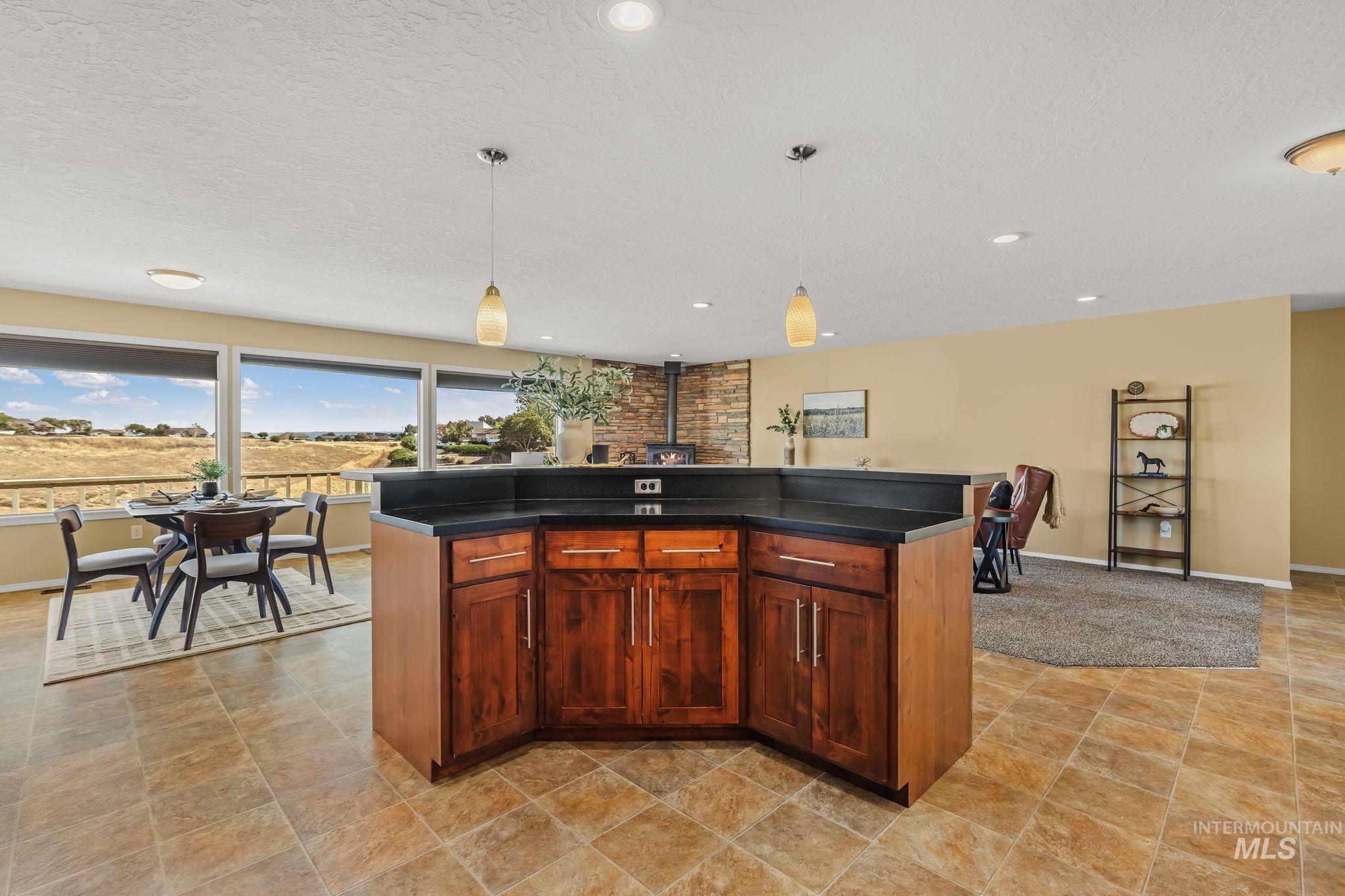 2746 Florence Court, Clarkston, Washington 99403, 3 Bedrooms, 3 Bathrooms, Residential For Sale, Price $459,000, 98999496