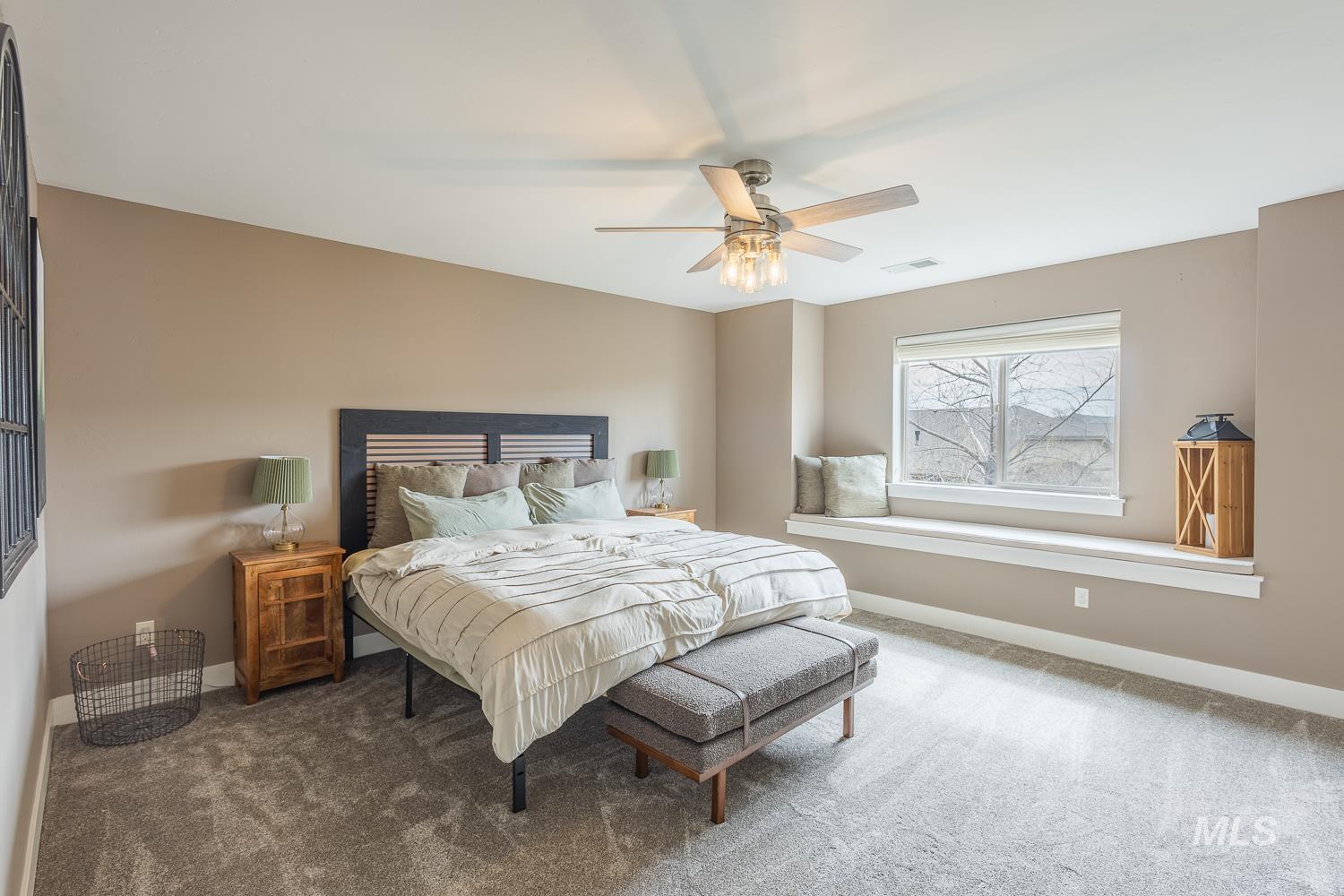4545 W Sage Creek Drive, Boise, Idaho 83714, 5 Bedrooms, 3.5 Bathrooms, Residential For Sale, Price $1,049,999, 98999501