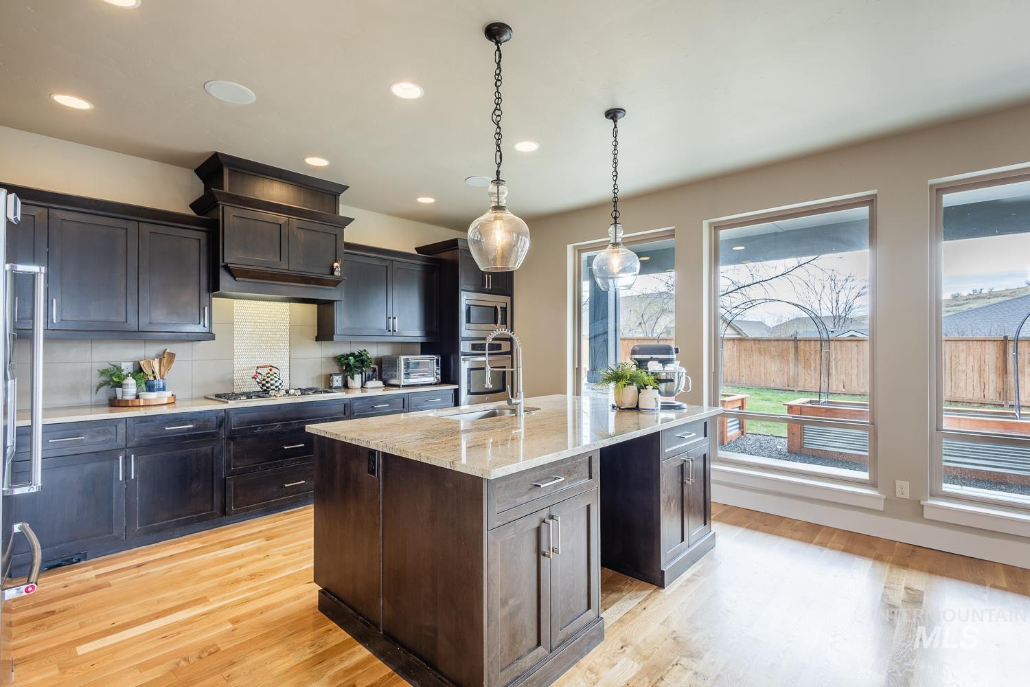 4545 W Sage Creek Drive, Boise, Idaho 83714, 5 Bedrooms, 3.5 Bathrooms, Residential For Sale, Price $1,049,999, 98999501