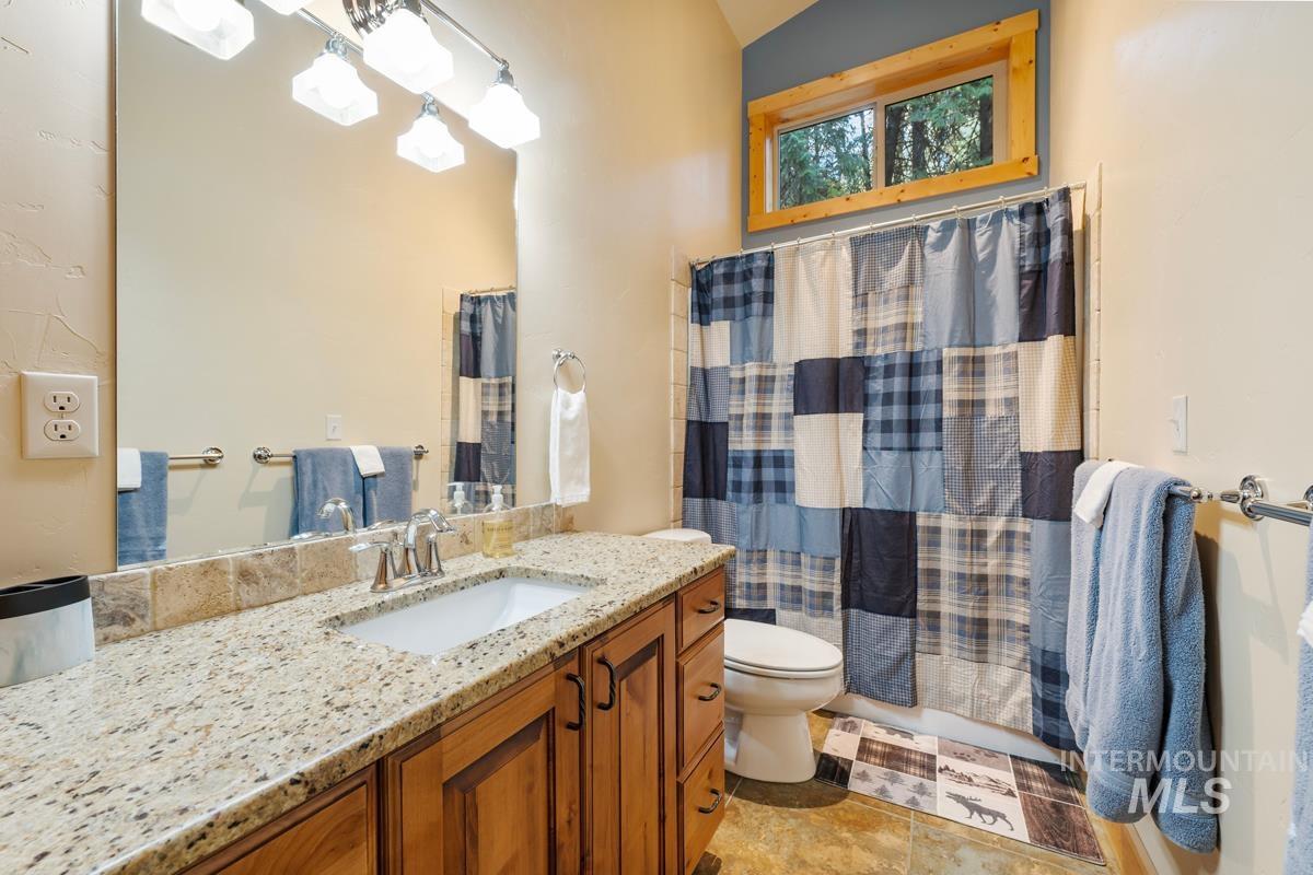 24 Landale Lane, Cascade, Idaho 83611, 4 Bedrooms, 3.5 Bathrooms, Residential For Sale, Price $1,200,000, 98999506